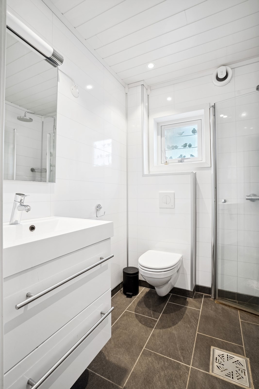 Baderom med varmekabler i gulv Galleribilde