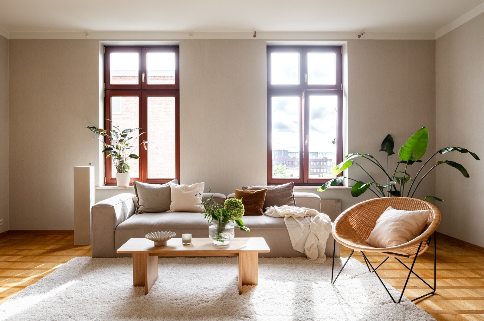 Stor og herskapelig selveier med egen parkeringsplass og utleie i loftsetasjen/4. etasje. Galleribilde