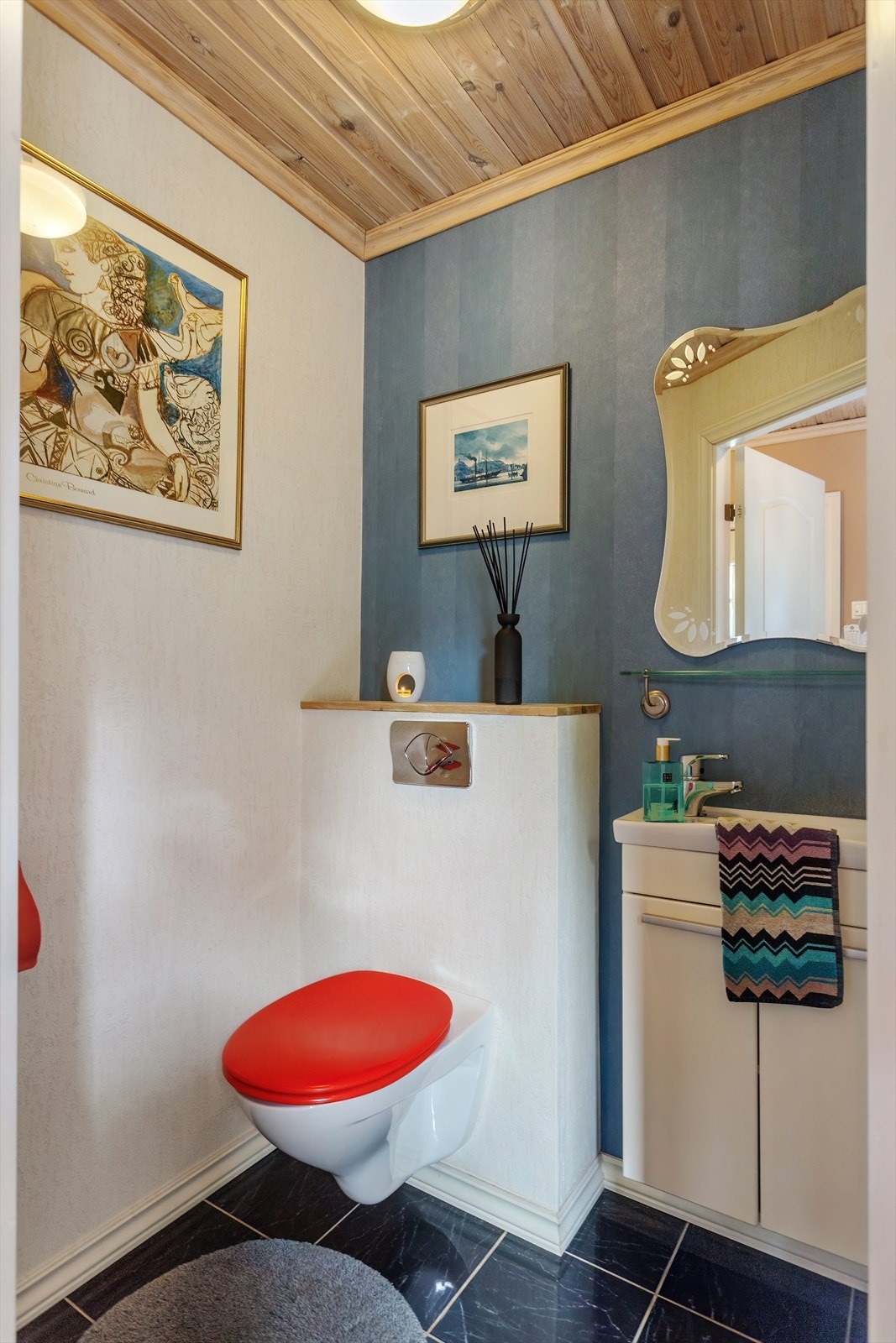 Toalett Galleribilde