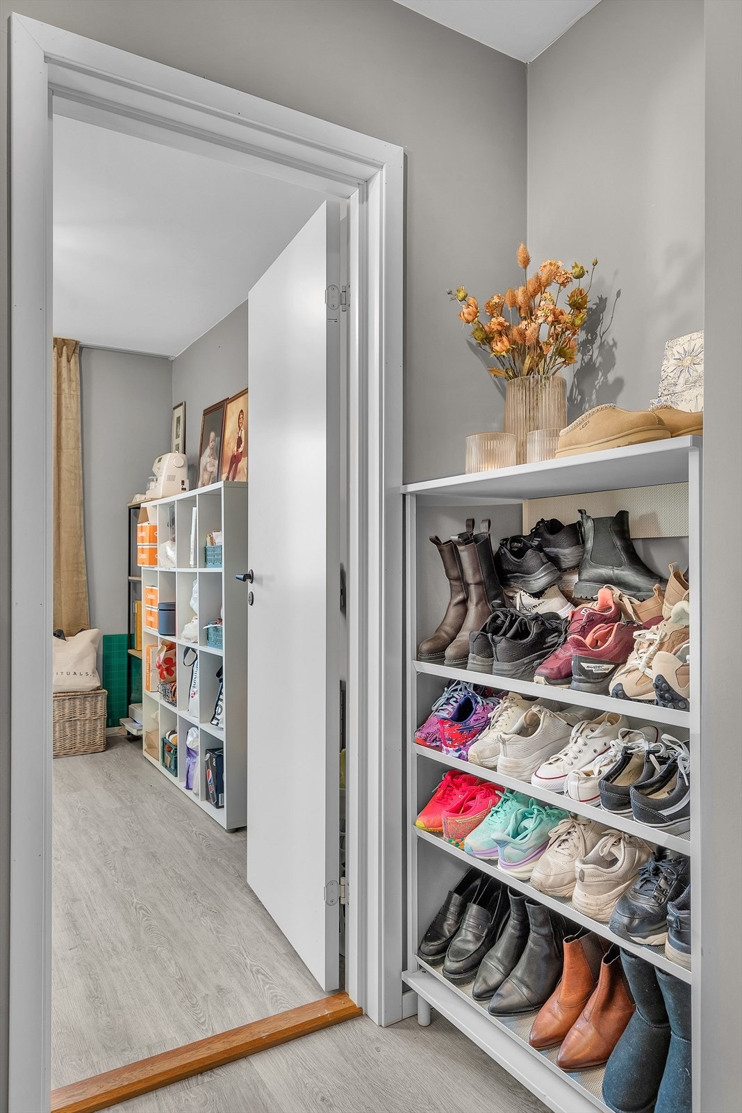 God plass for skohyller. Galleribilde