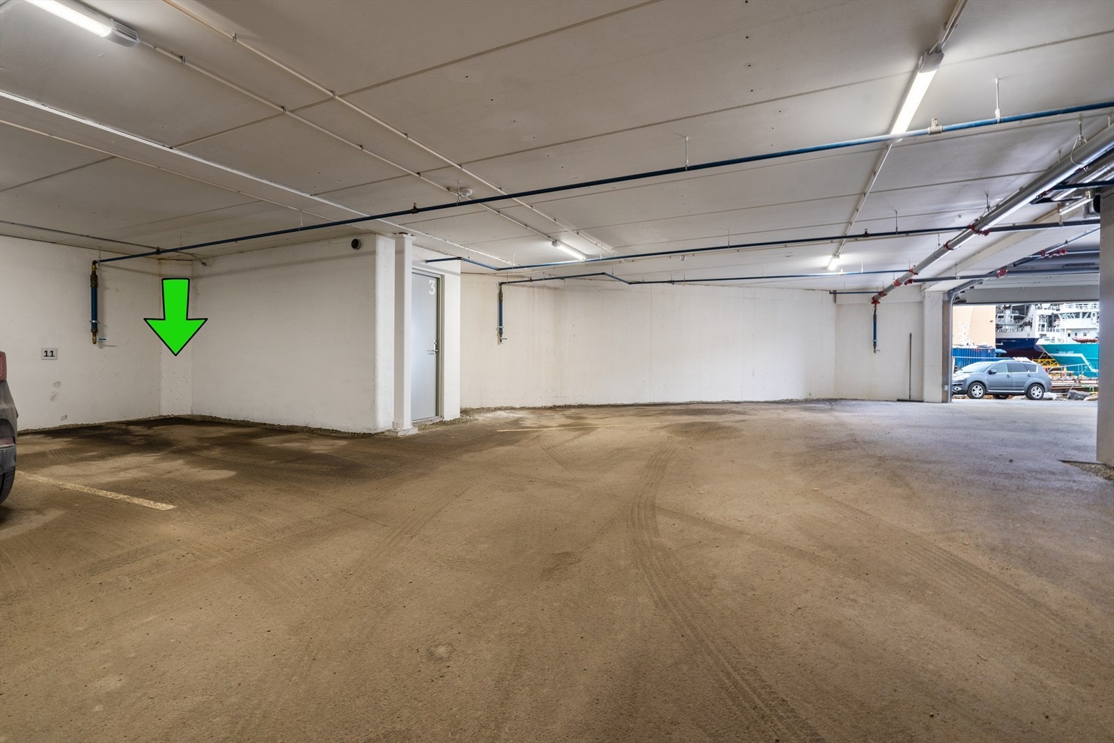 Egen parkeringsplass med god intern beliggenhet - Heisadkomst fra garasjeanlegg til leilighetsetasje. Galleribilde