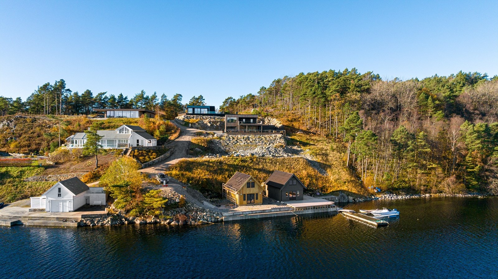 Velkommen til Vågenesvegen - presentert av Christoffer Frøyland i Meglerhuset Rele Galleribilde