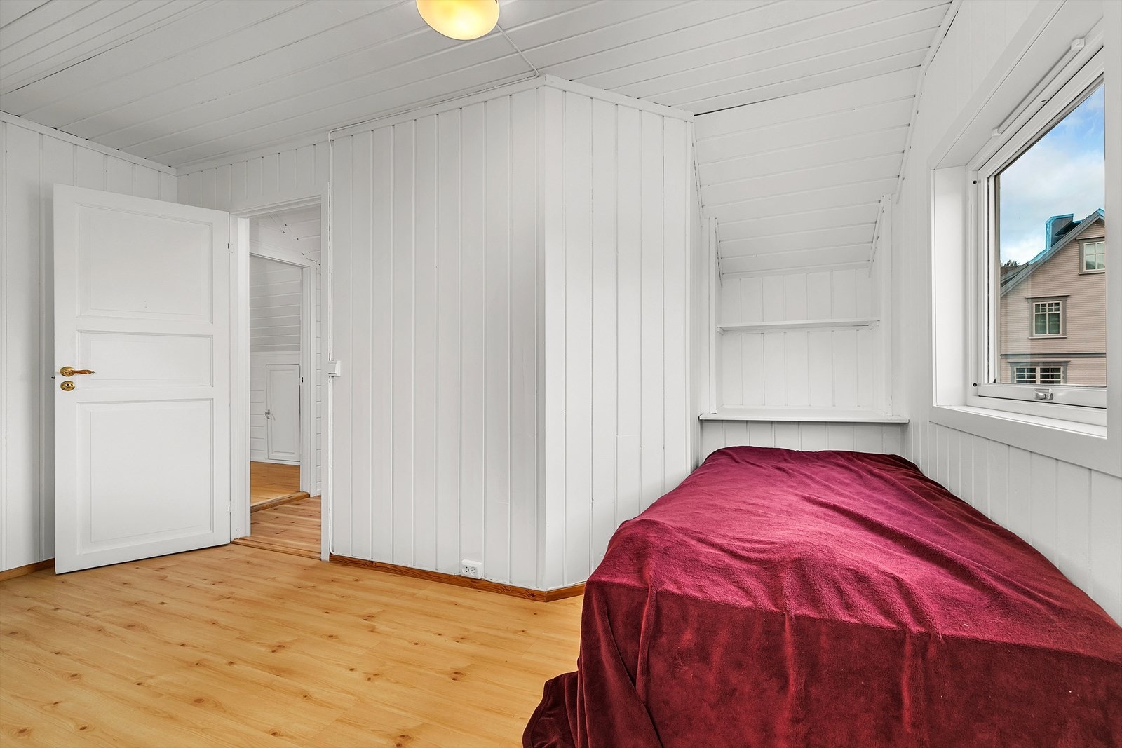 Innredet rom 2 på loft - Her benyttet som soverom Galleribilde