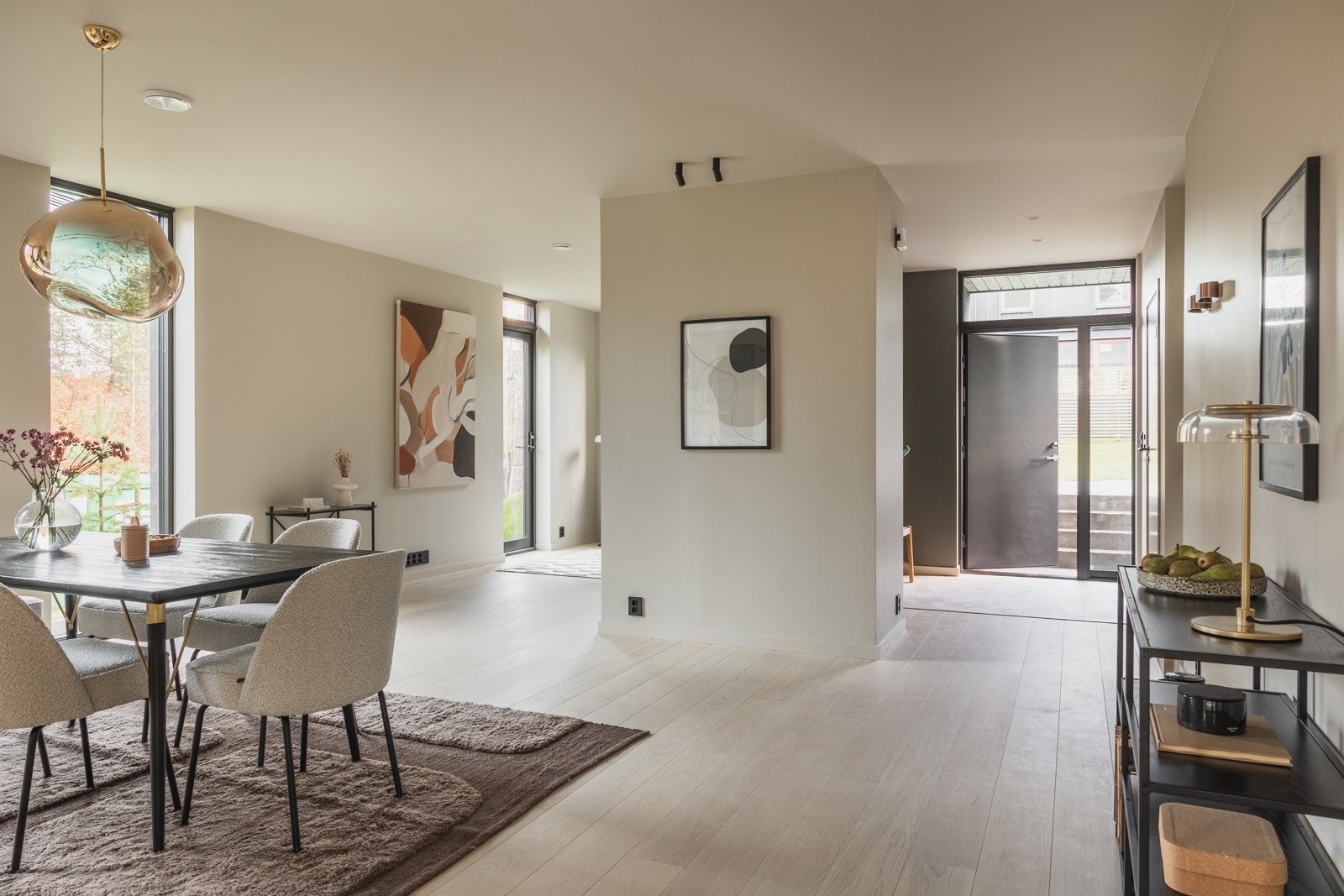 Parkett fra Haro mattlakk i en børstet utførelse Galleribilde