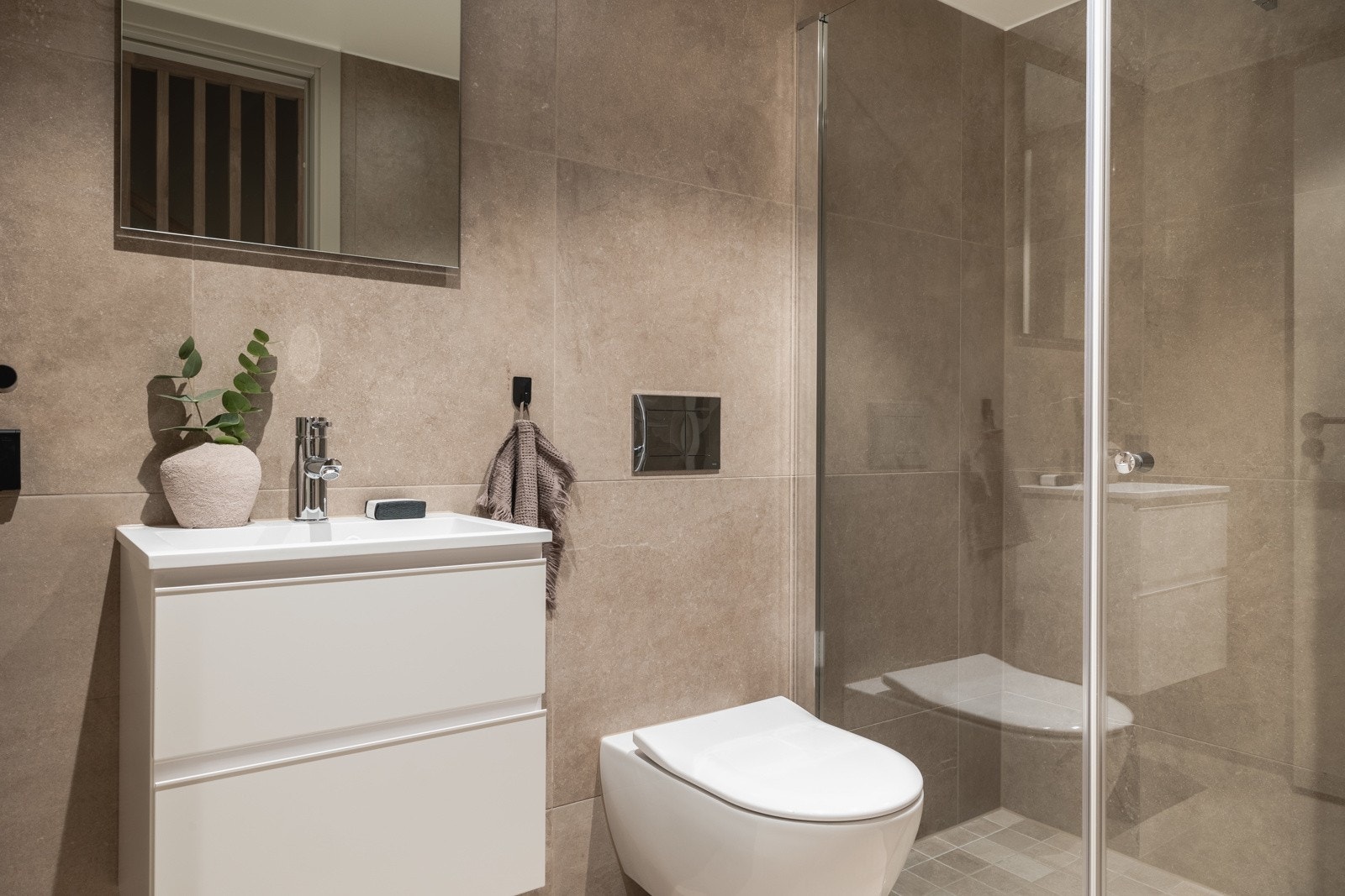 Baderom i underetasje. Galleribilde