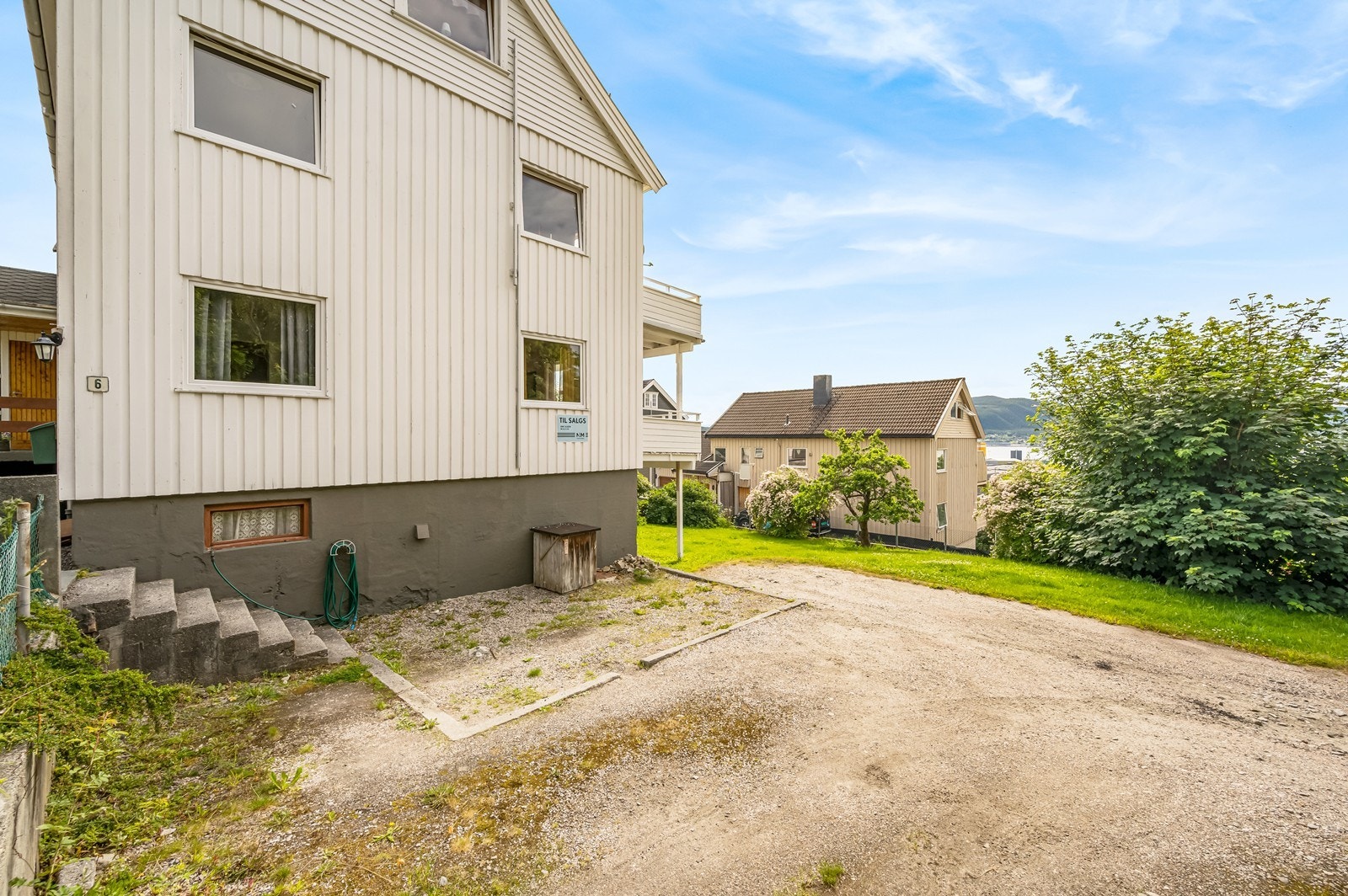 Parkeringsmuligheter på egen tomt. Galleribilde