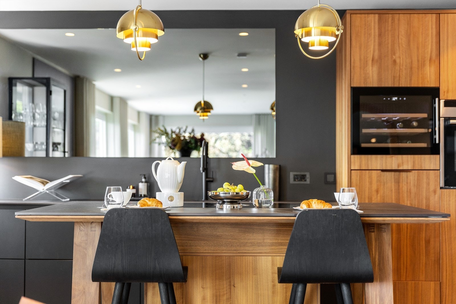 Flott kjøkkenøy - en enkel og praktisk forlengelse av kjøkkenet. Galleribilde