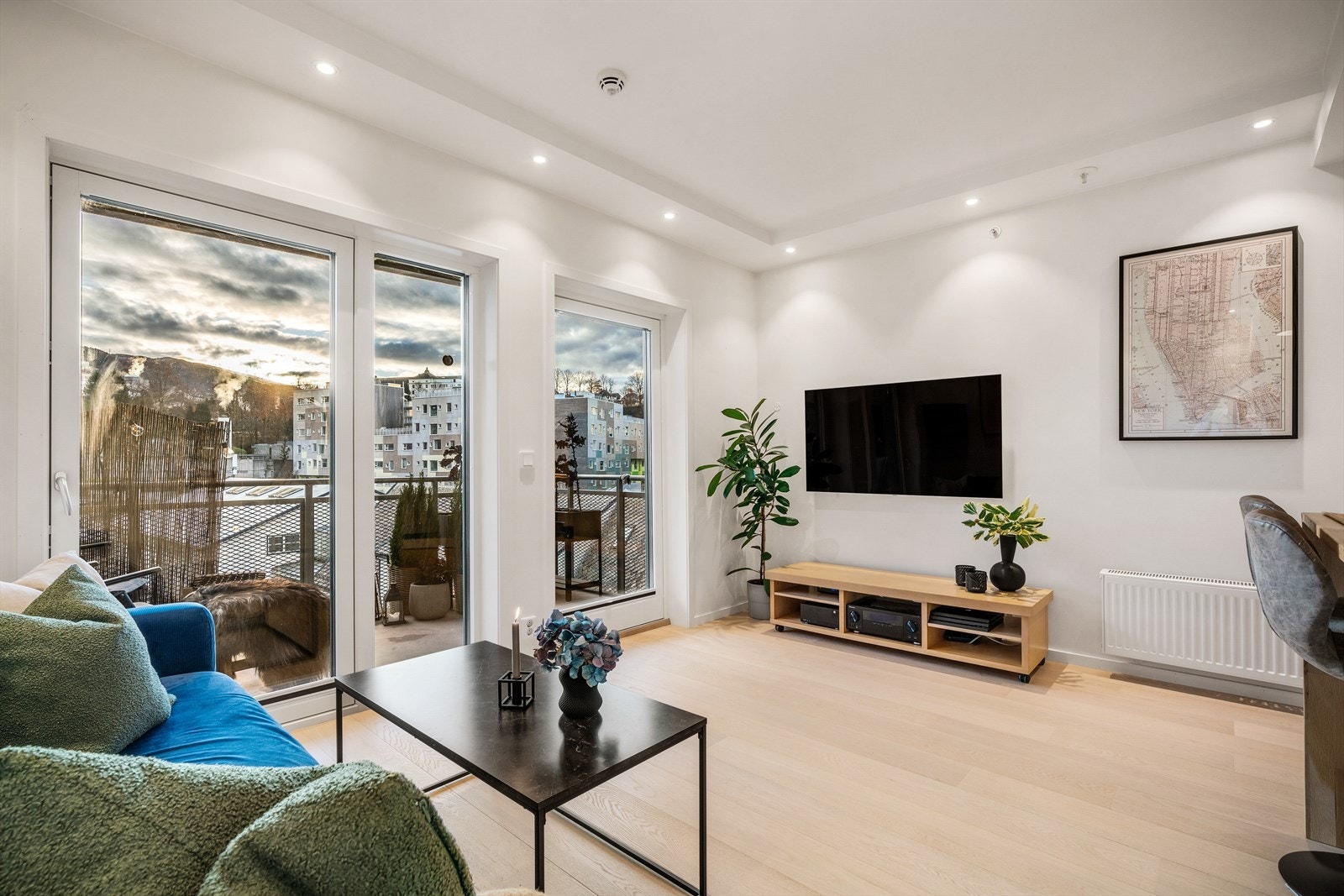 - Leiligheten byr på mange gode kvaliteter, blant annet varme i stue/kjøkken i form av radiatorvarme - Galleribilde