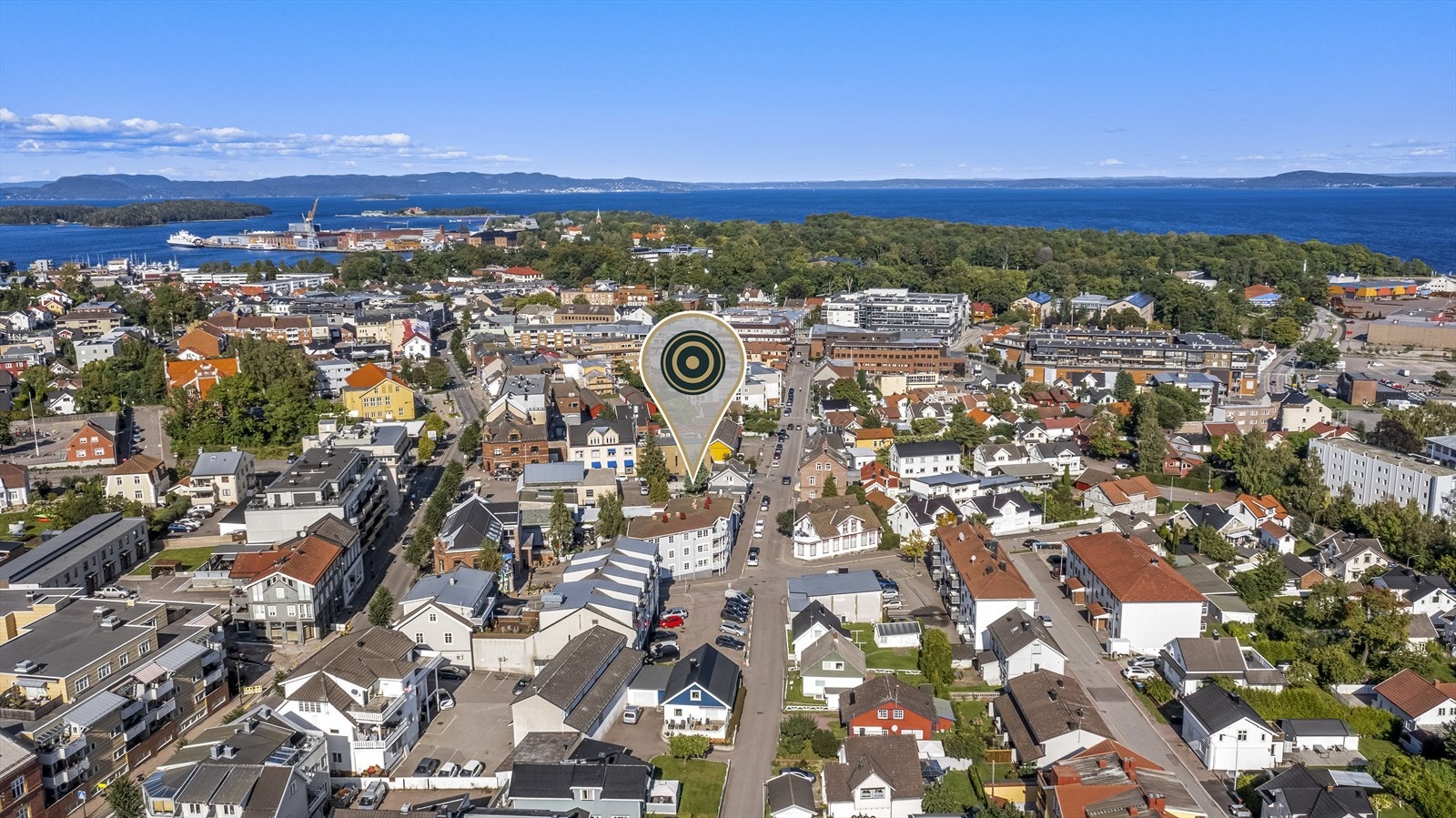 Det er sykkelavstand til naturskjønne Karljohansvern med flotte turområder, badestrand og flere museer. Galleribilde