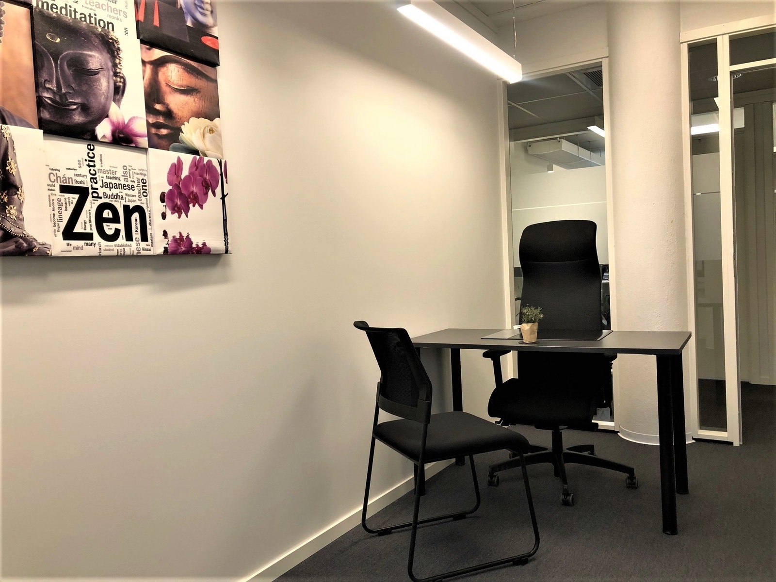 House of Business
Vi har kontorløsningen for deg!
Kun trygge cellekontorer og hyggelig miljø. Galleribilde