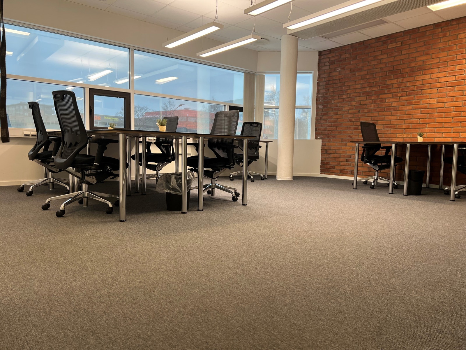 Teamkontor for 10-12 pers Galleribilde