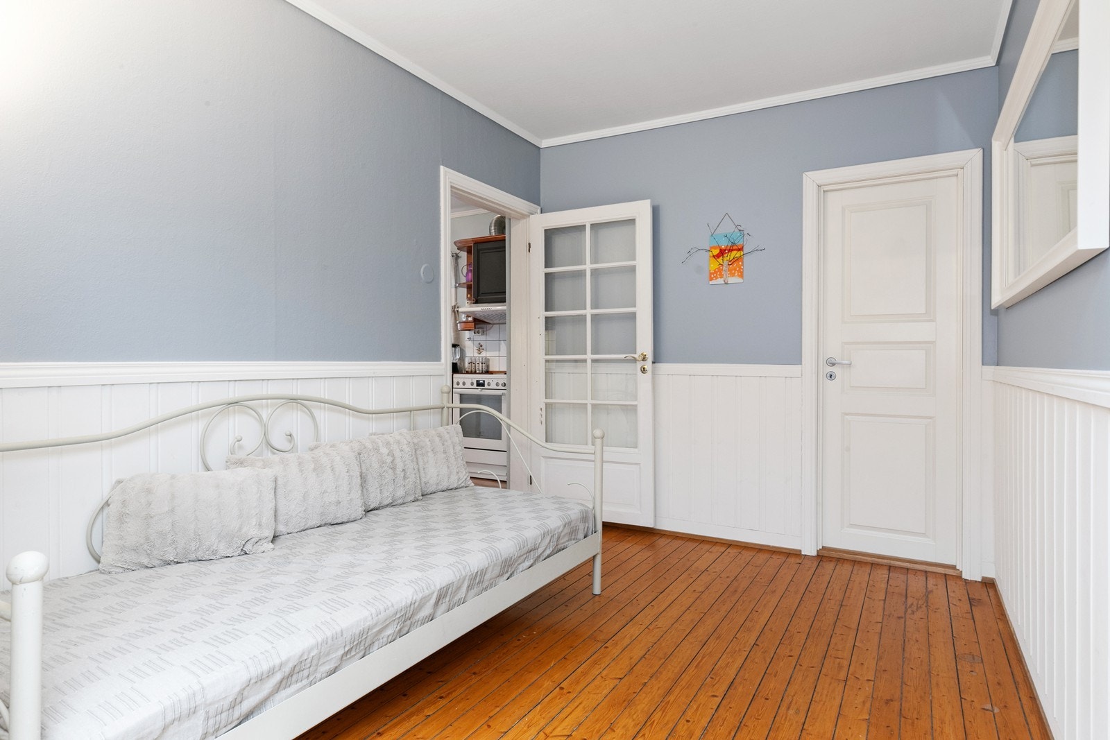 Forstue/rom mellom kjøkken og stue Galleribilde