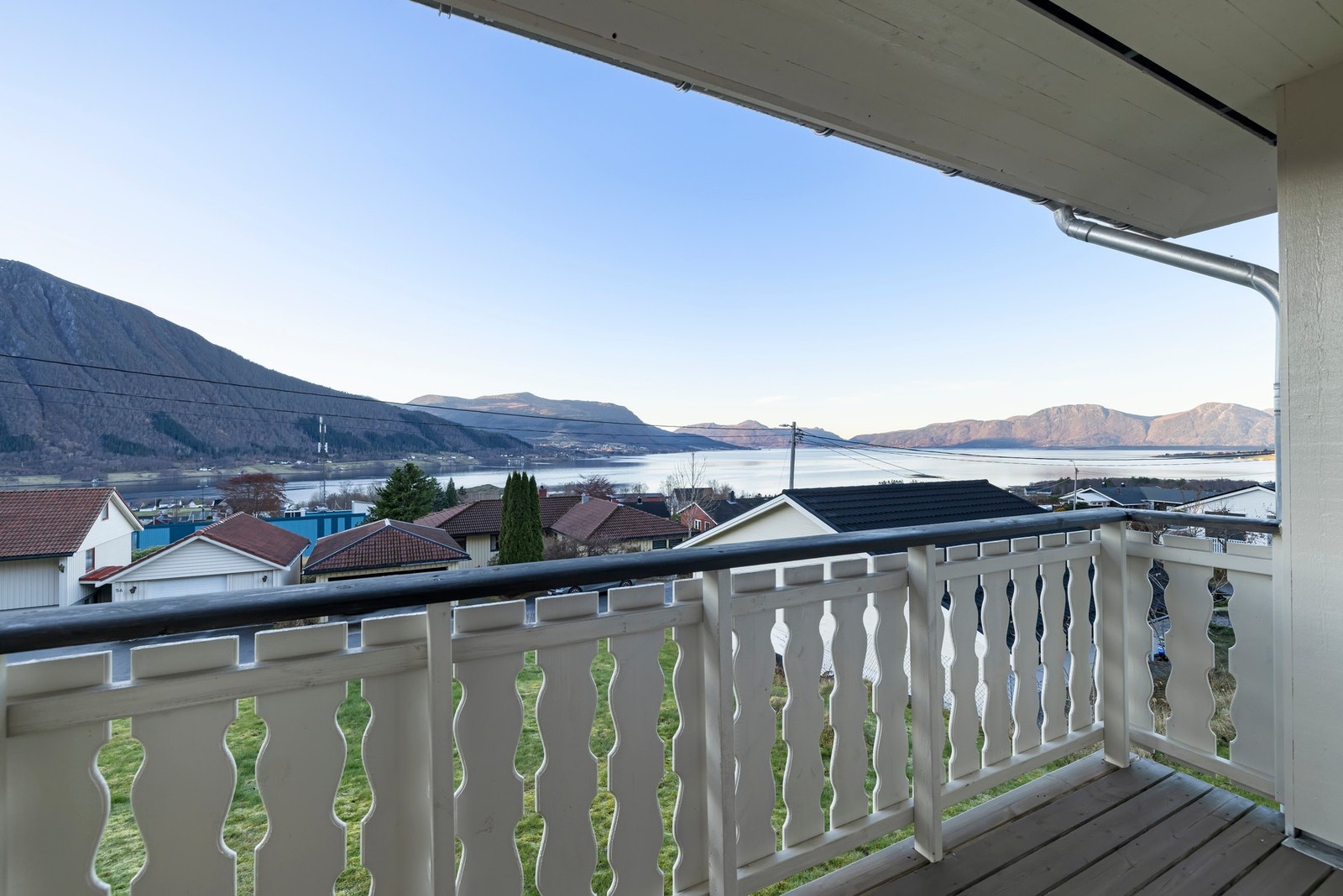 Utsikt fra terrasse Galleribilde