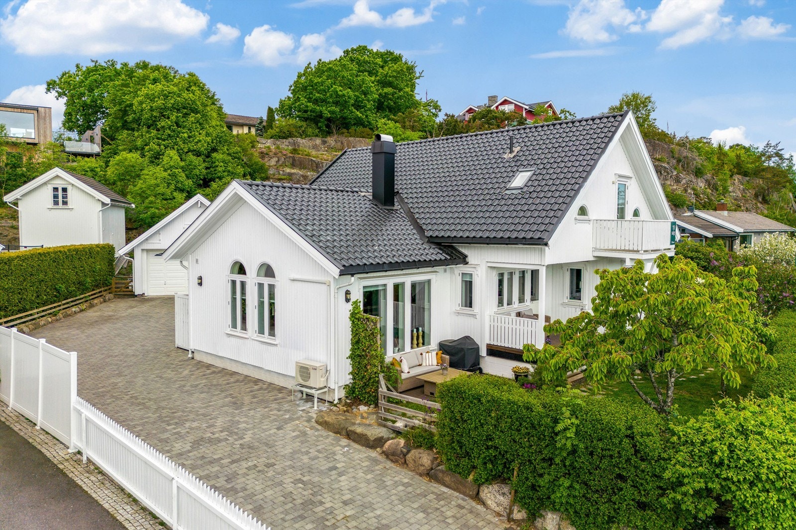 Velkommen til Lahelle Galleribilde