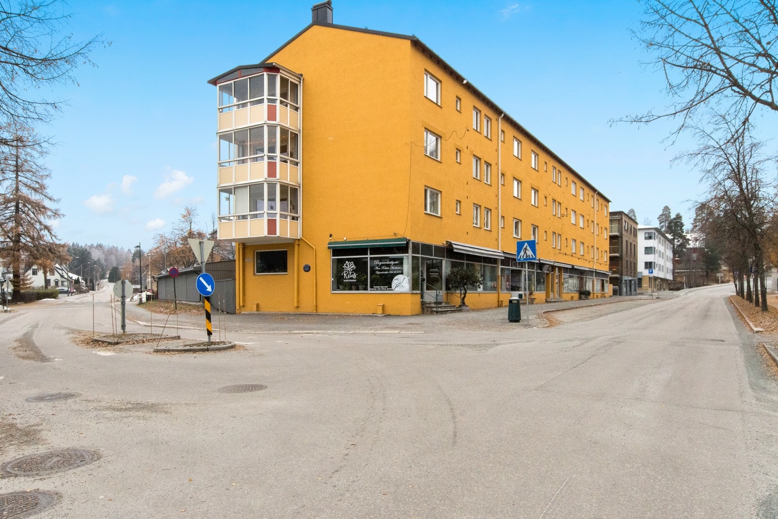 Tommelstads gate 10 er en 3-roms leilighet i 2. etasje med mange muligheter! Galleribilde