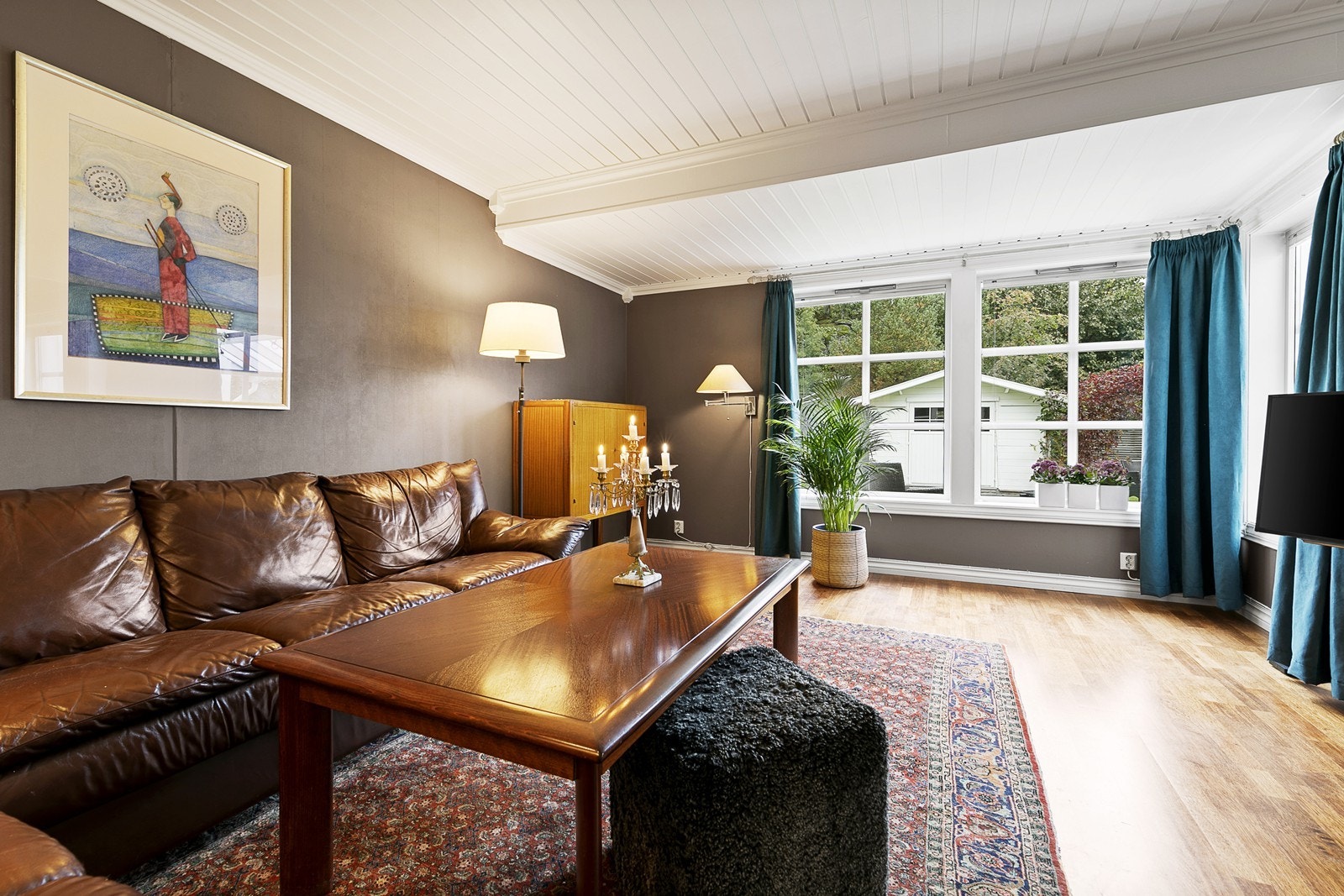 God plass til sofakrok. Galleribilde