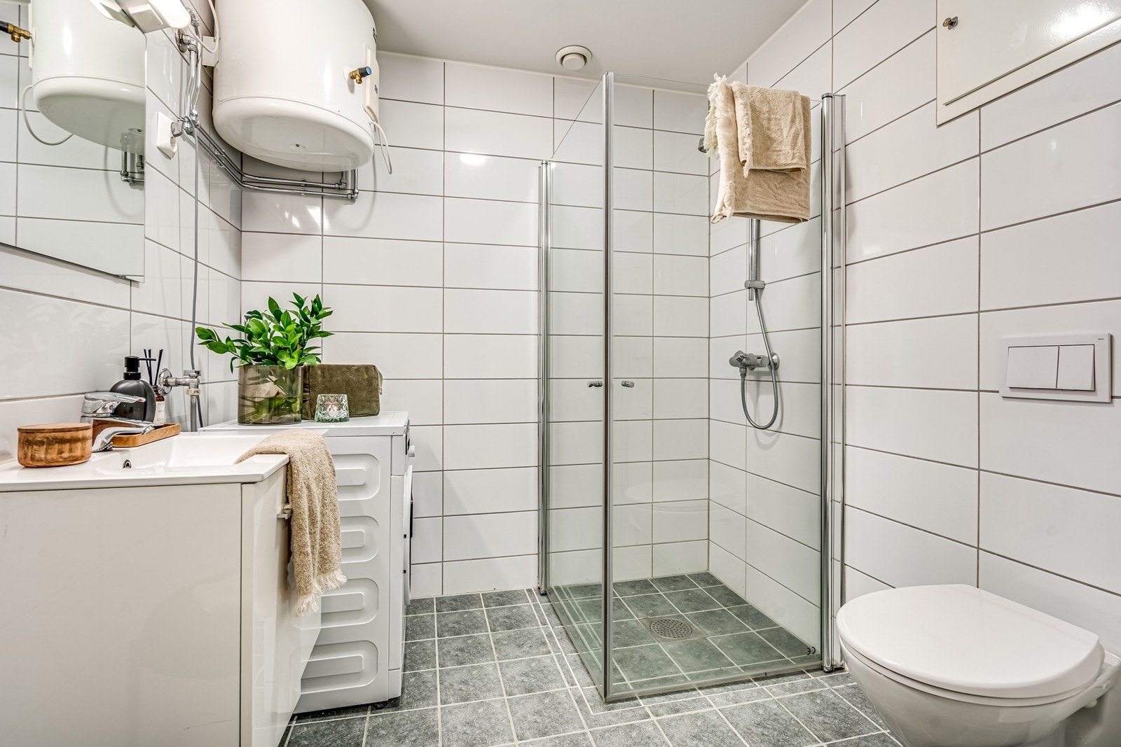 Helfliset bad med alle fasiliteter Galleribilde