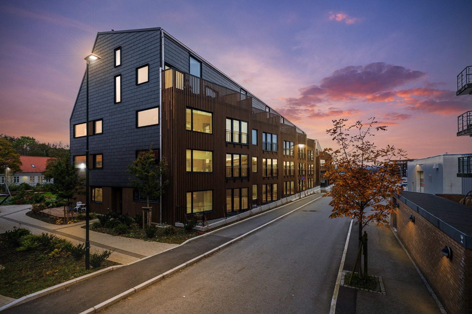 Leiligheten har et IN-lån, som gir andelseier mulighet til å betale ned hele eller deler av sin andel opptil fire ganger i året. Kontakt Bate for mer informasjon. Galleribilde