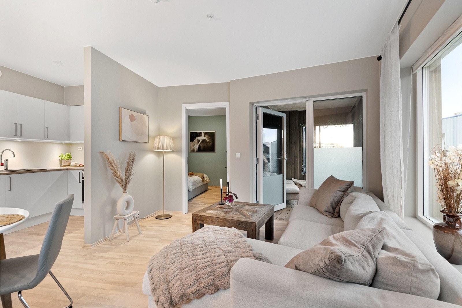 Dette er en trivelig, nyere leilighet i Fridas hage. Galleribilde