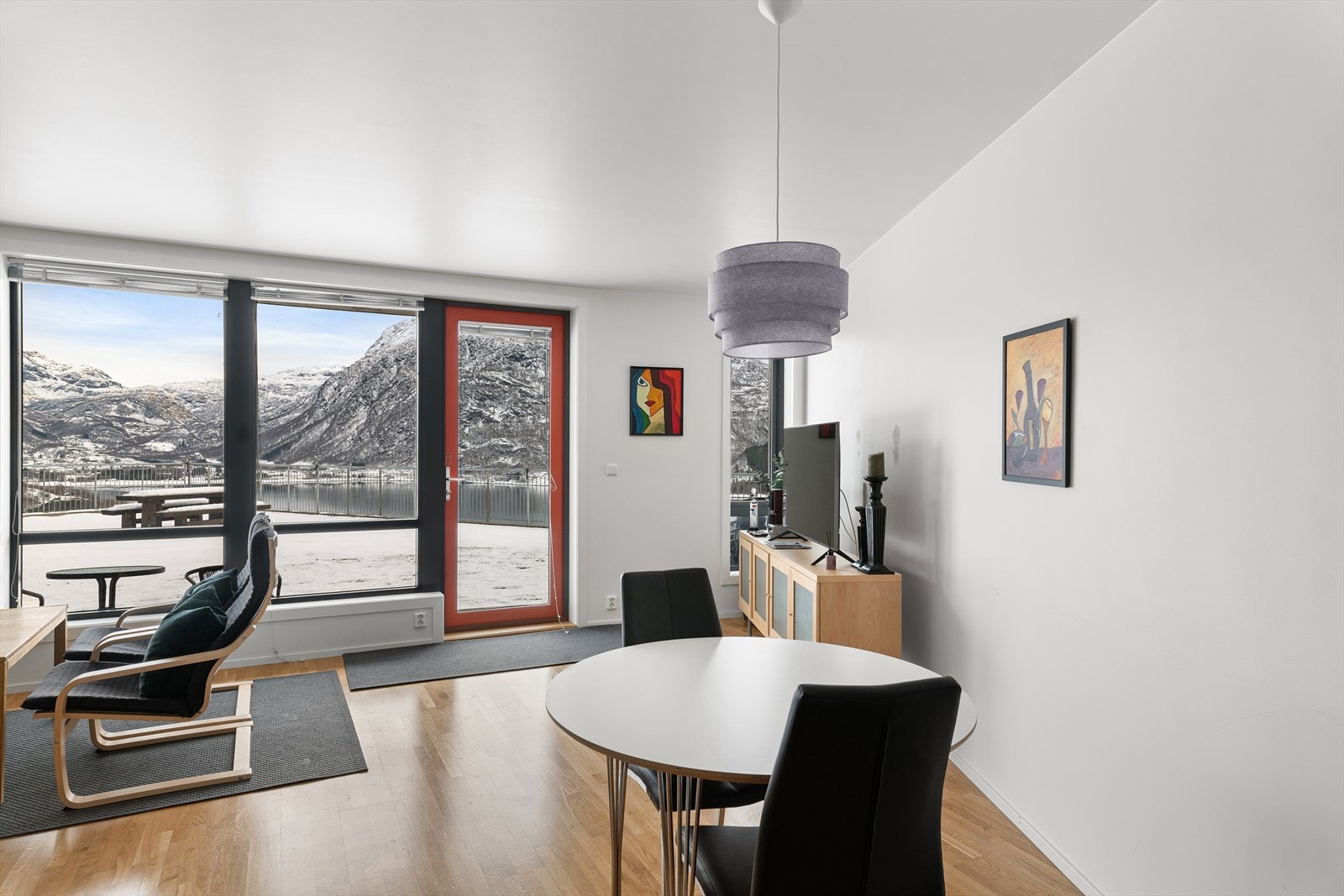 Leiligheten selges møblert Galleribilde