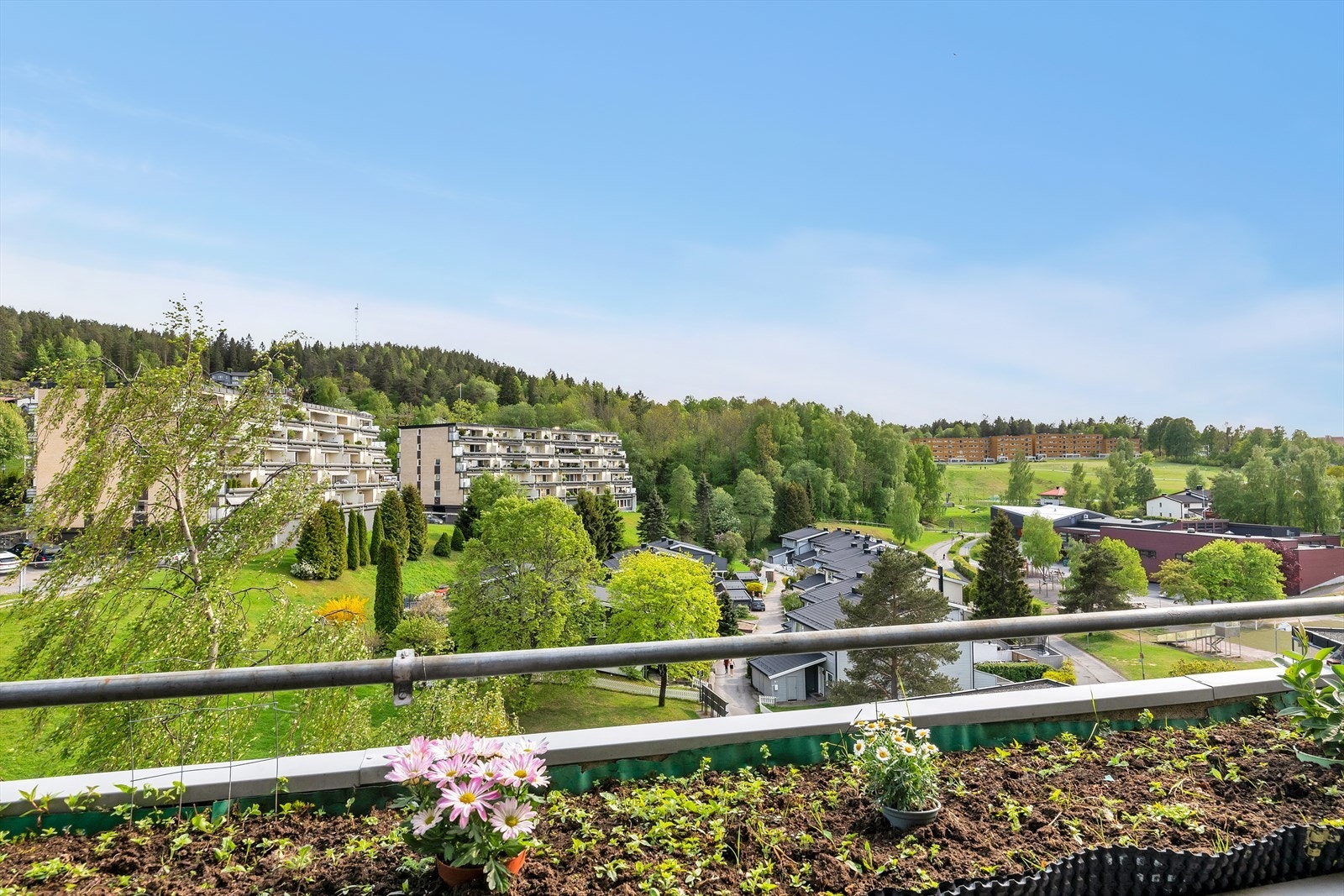 Utsikt over fellesareal Galleribilde