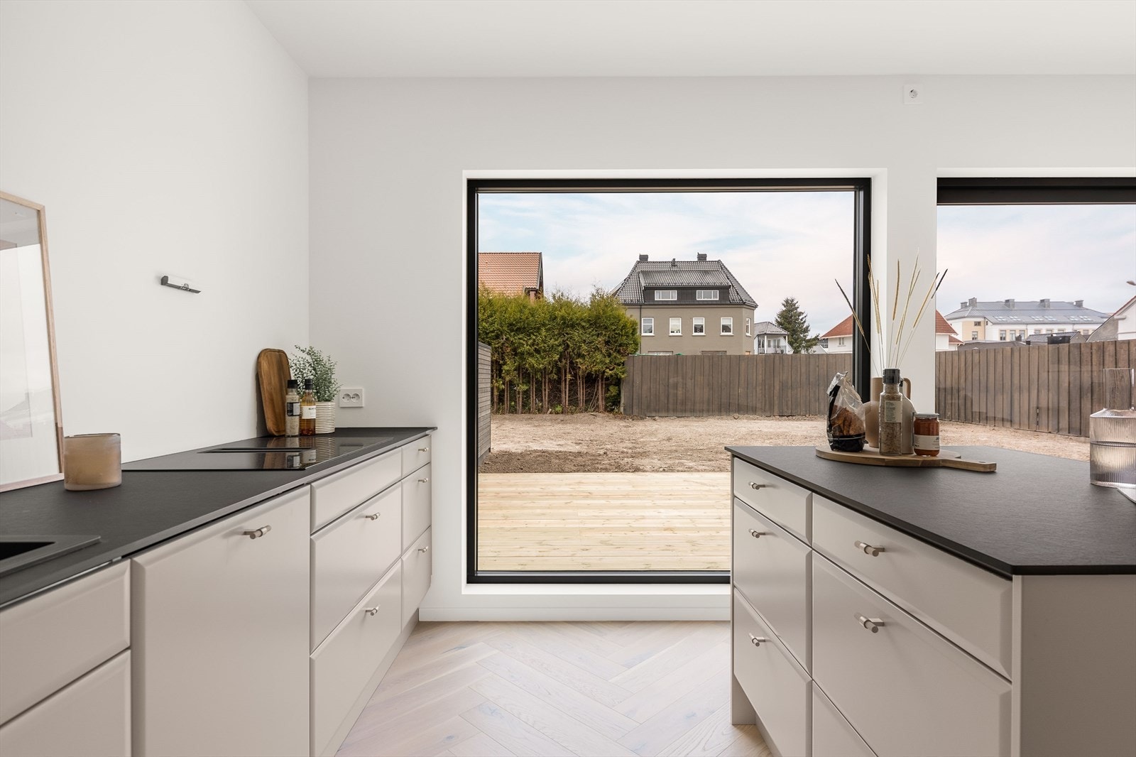 Delikate fargevalg gir et eksklusivt preg til denne boligen Galleribilde