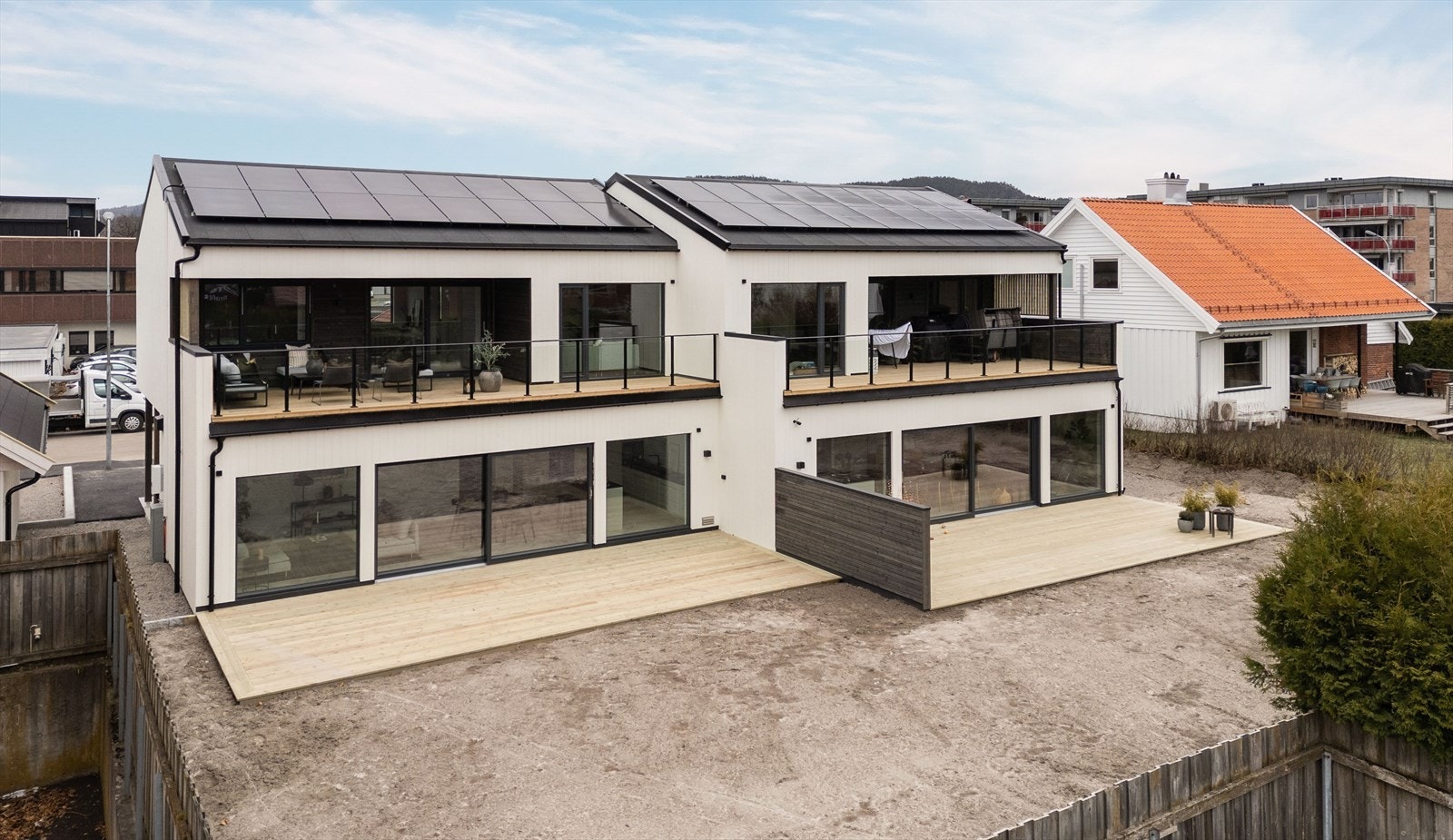 Pent opparbeidet tomt på 330 kvm Galleribilde