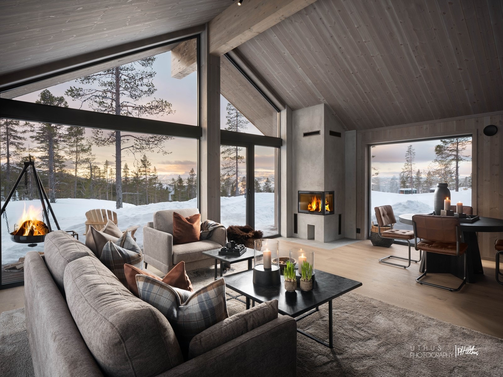 Det er mulig å kjøpe møbler separat og flytte inn uten "bekymringer" for møblering. Galleribilde