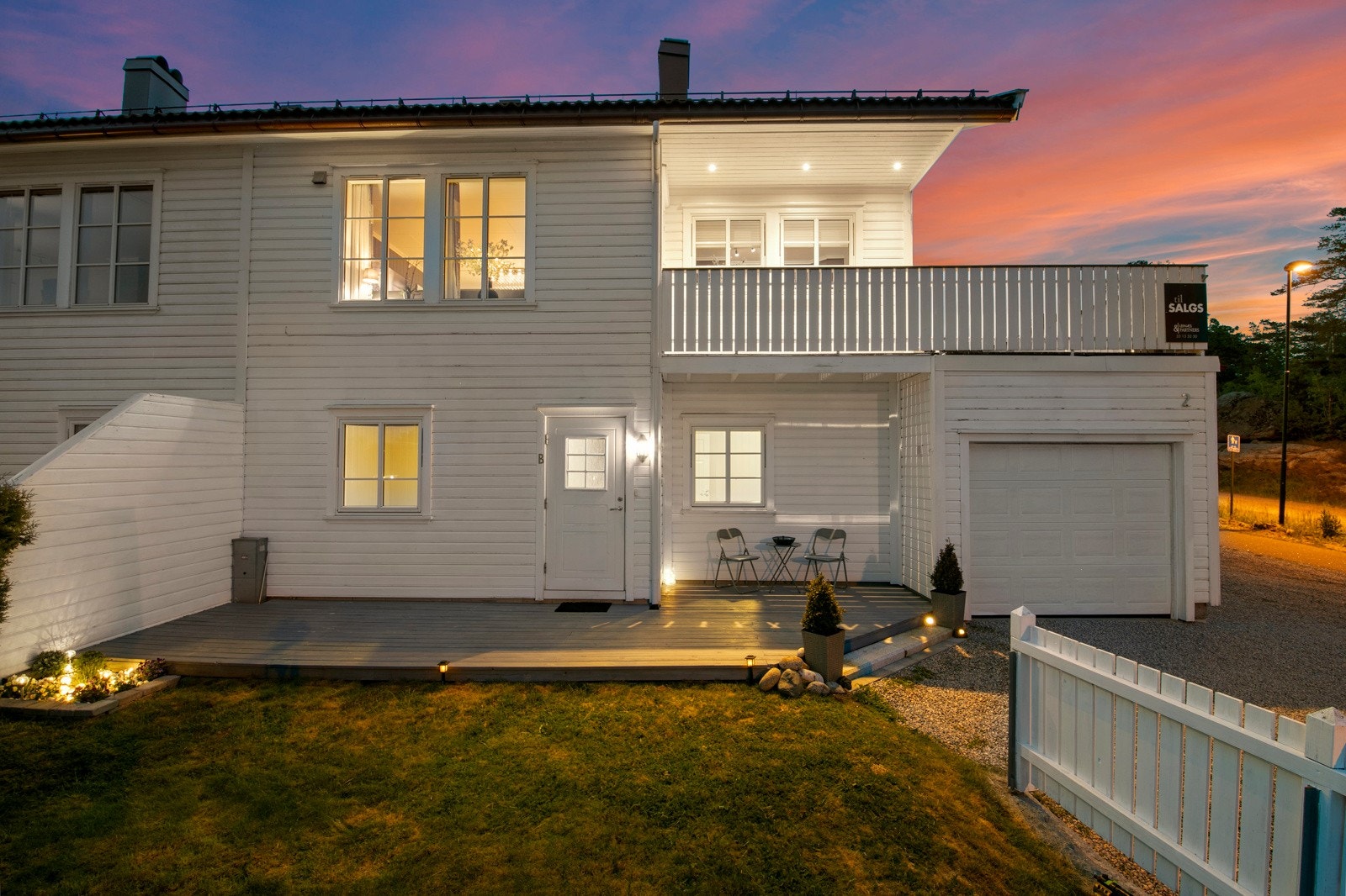 Pen opparbeidet tomt med meget gode solforhold. Galleribilde