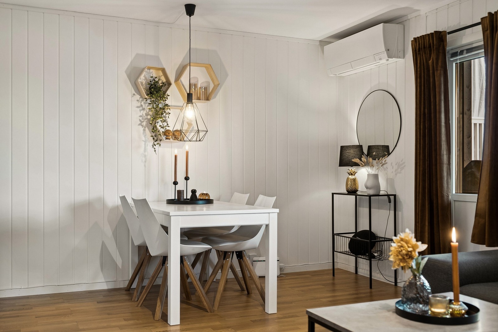 Her er det plass til spisestue. Galleribilde
