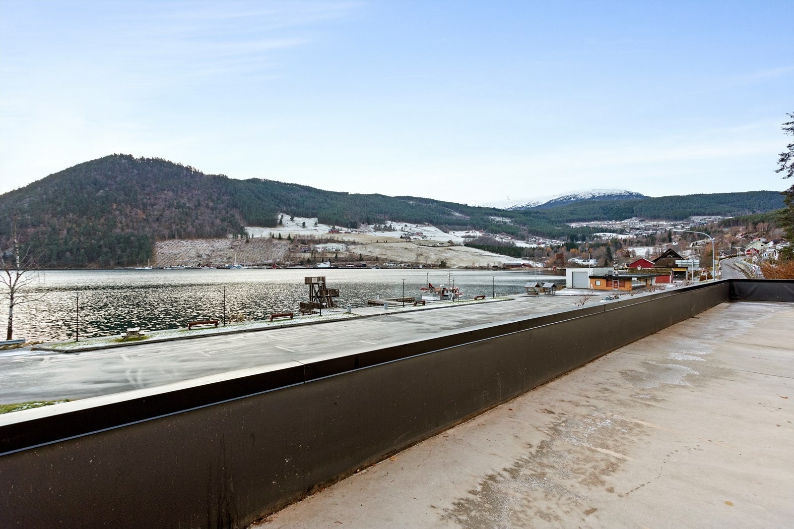 Utsikt over nærområdet. Galleribilde
