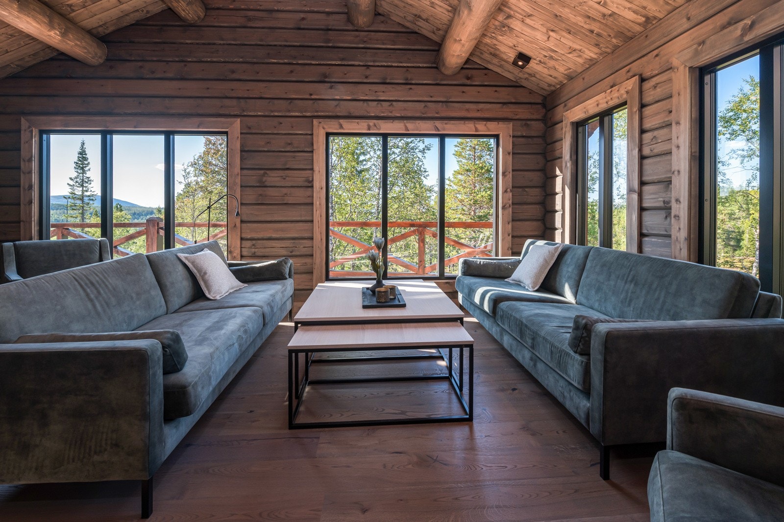 Eksempel på hytte som kan leveres. Visningshytte står like ved Fossan hyttefelt. Ta kontakt med megler for visning. Galleribilde