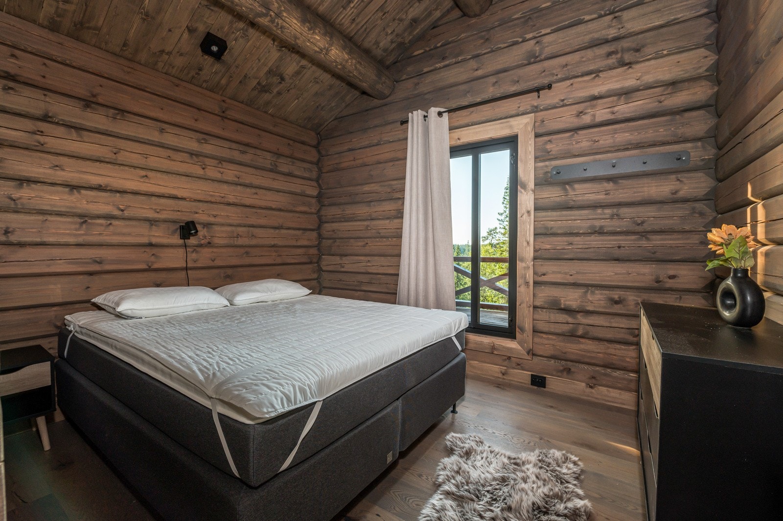 Eksempel på hytte som kan leveres. Visningshytte står like ved Fossan hyttefelt. Ta kontakt med megler for visning. Galleribilde