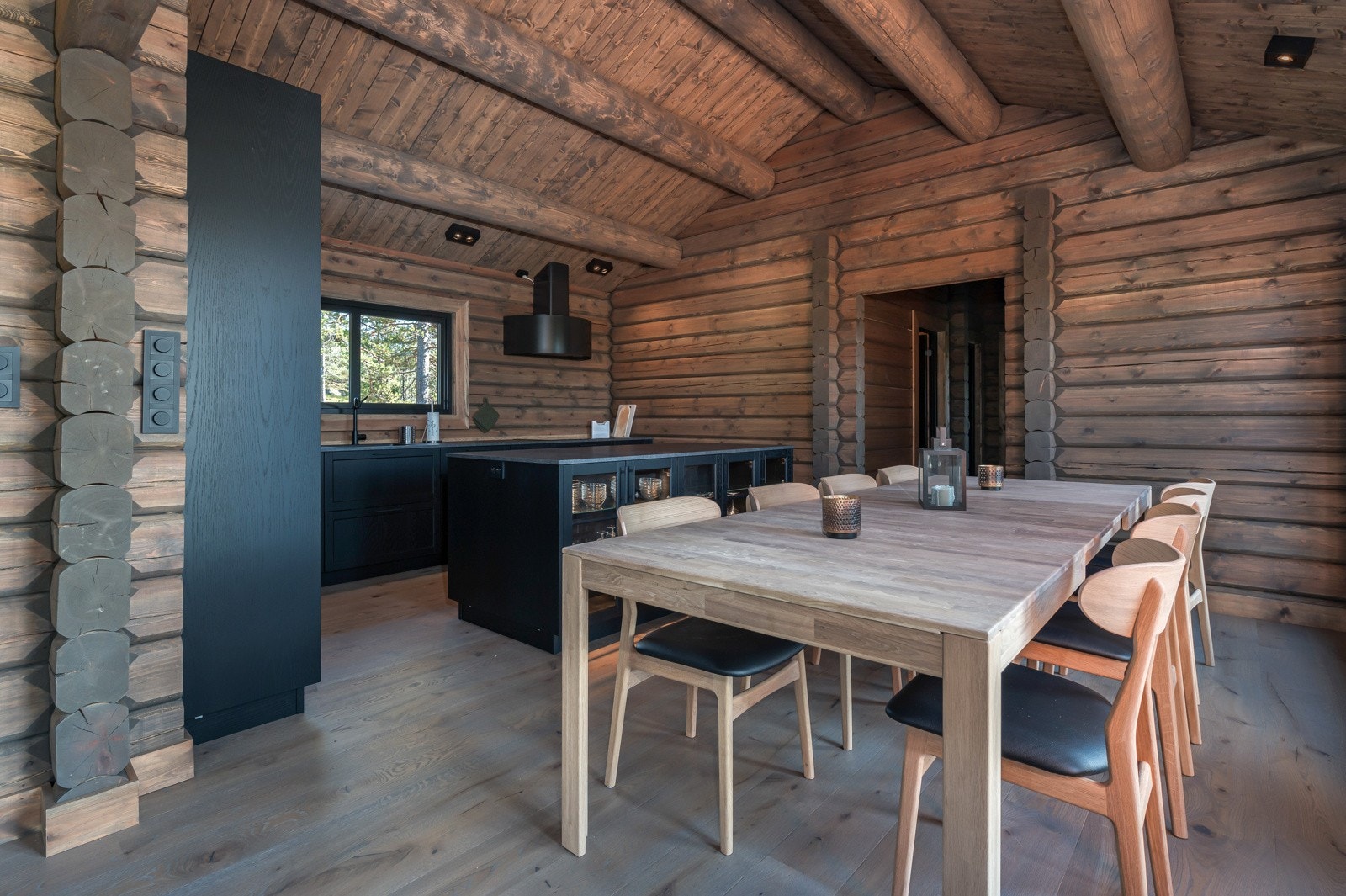 Eksempel på hytte som kan leveres. Visningshytte står like ved Fossan hyttefelt. Ta kontakt med megler for visning. Galleribilde