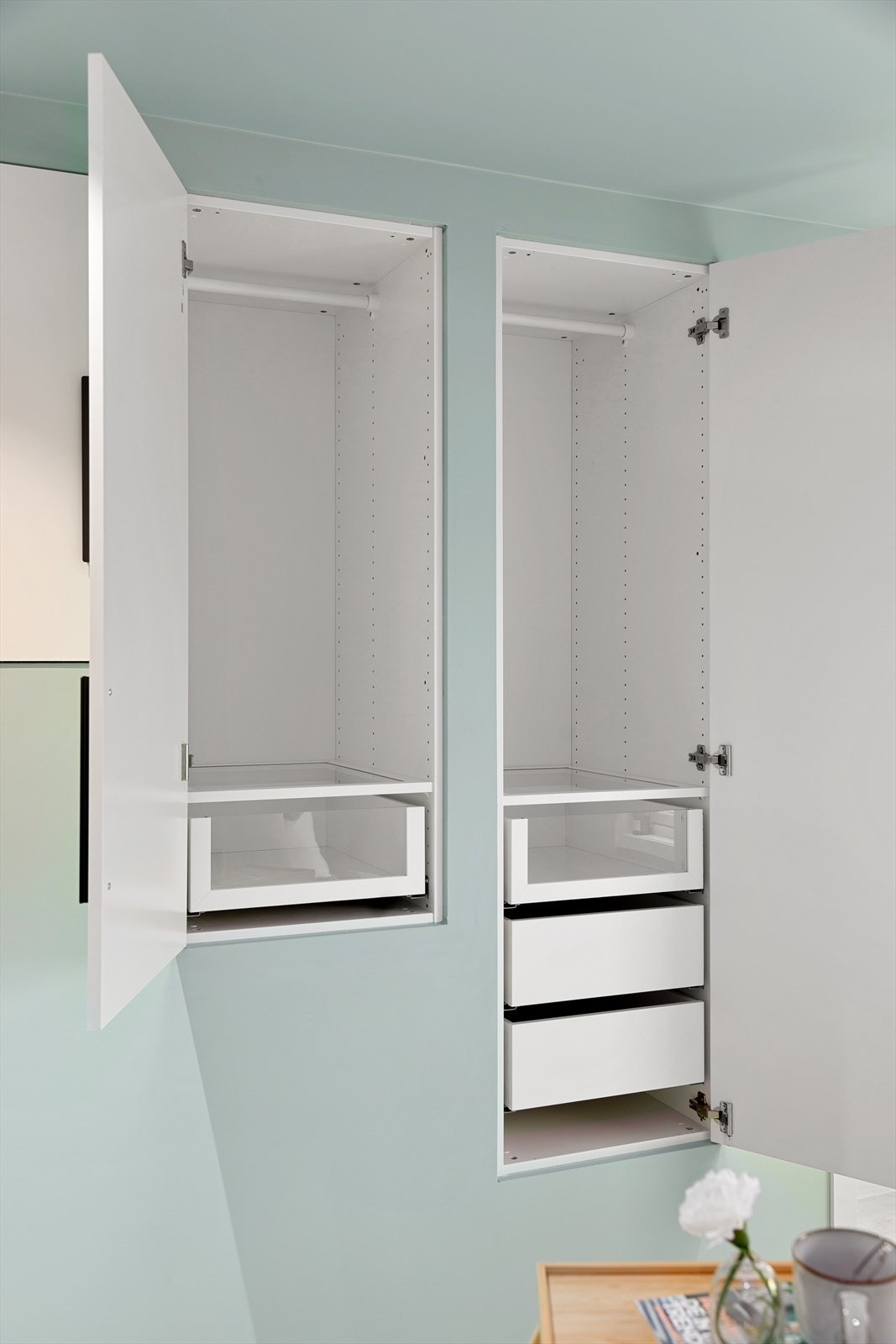 Denne er innredet med garderobeskap fra IKEA Galleribilde