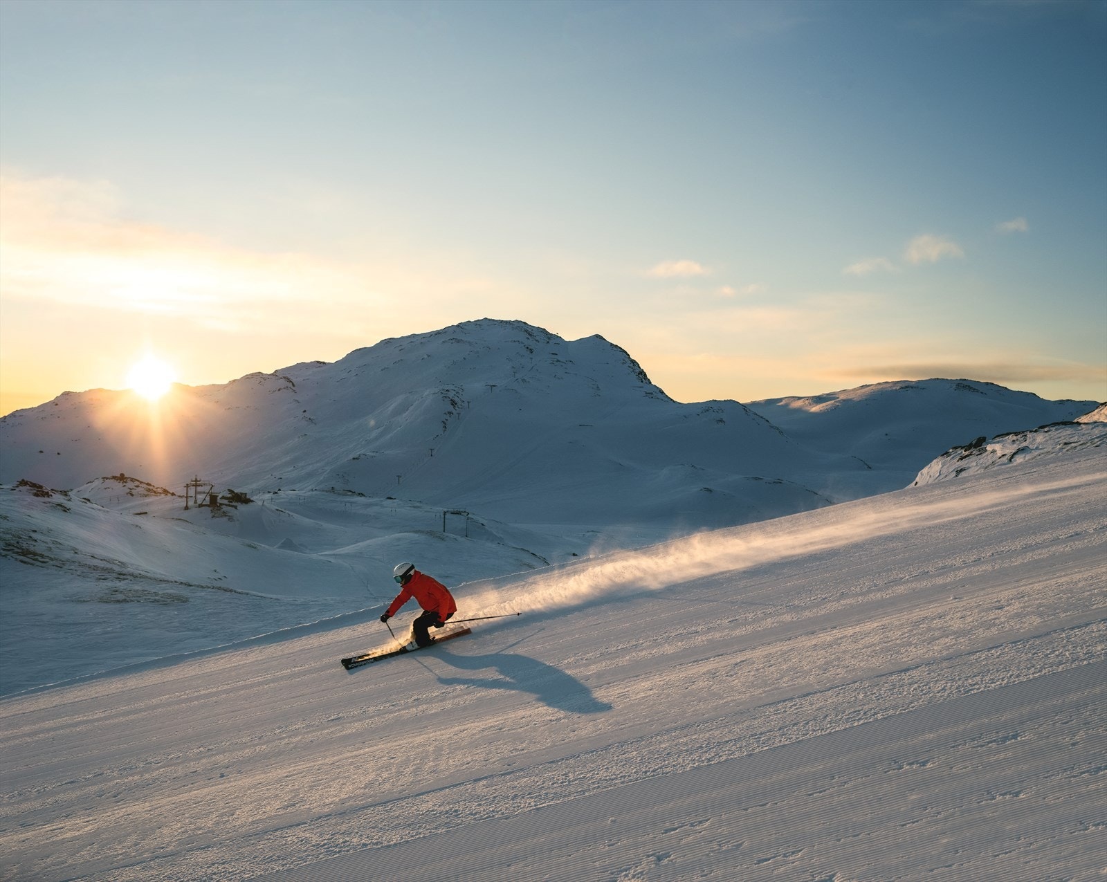 Med leilighet i Fjellnest har du enkelt tilgang til disse fjellene og skibakkene. Foto SkiStar Hemsedal. Galleribilde