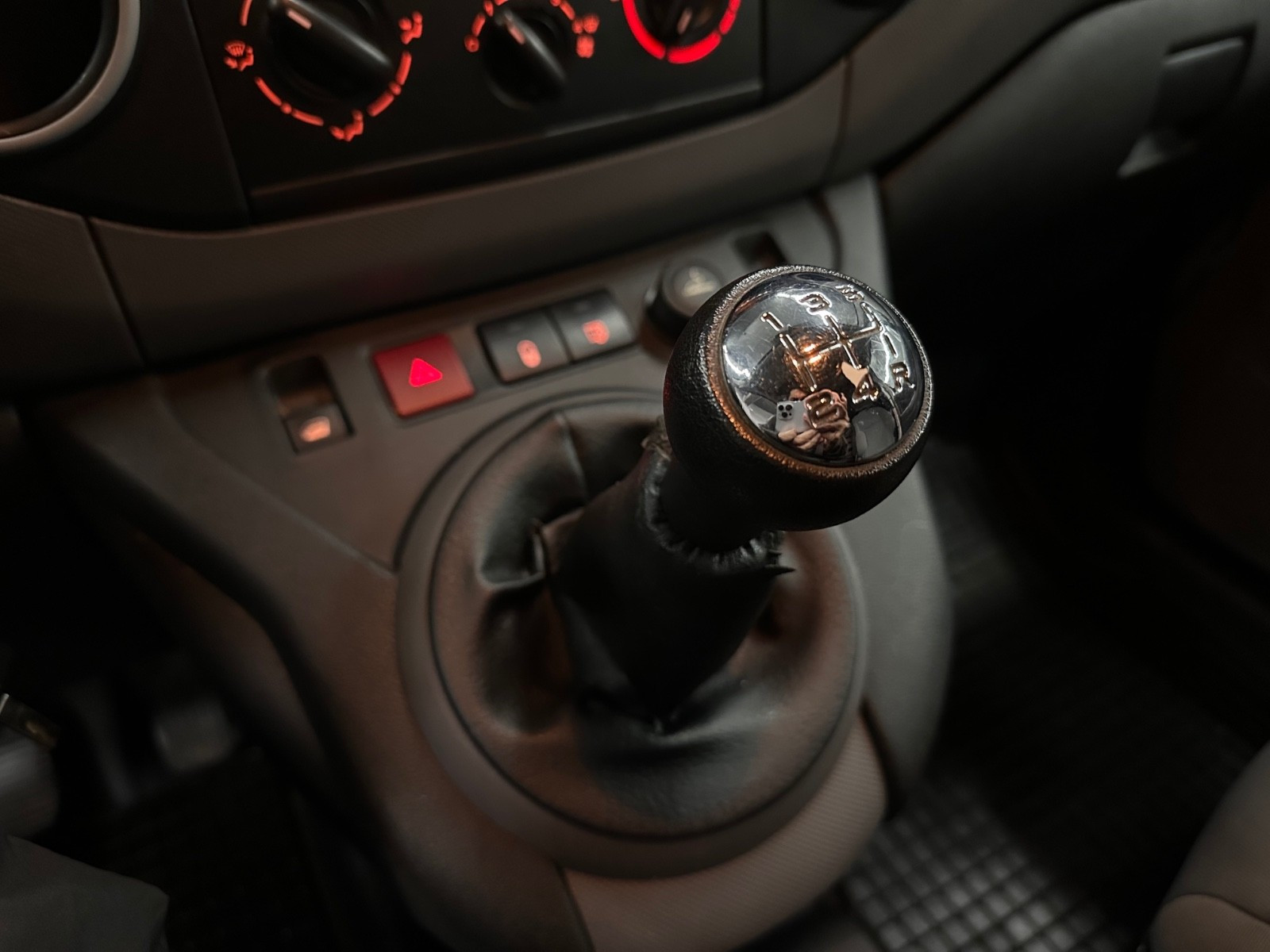 Hovedbilde av Peugeot Partner