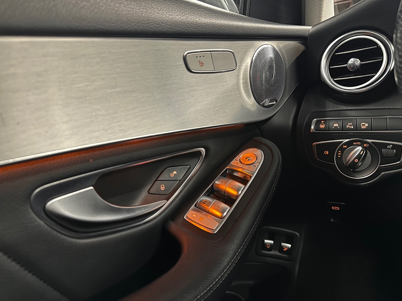 Hovedbilde av Mercedes-Benz GLC
