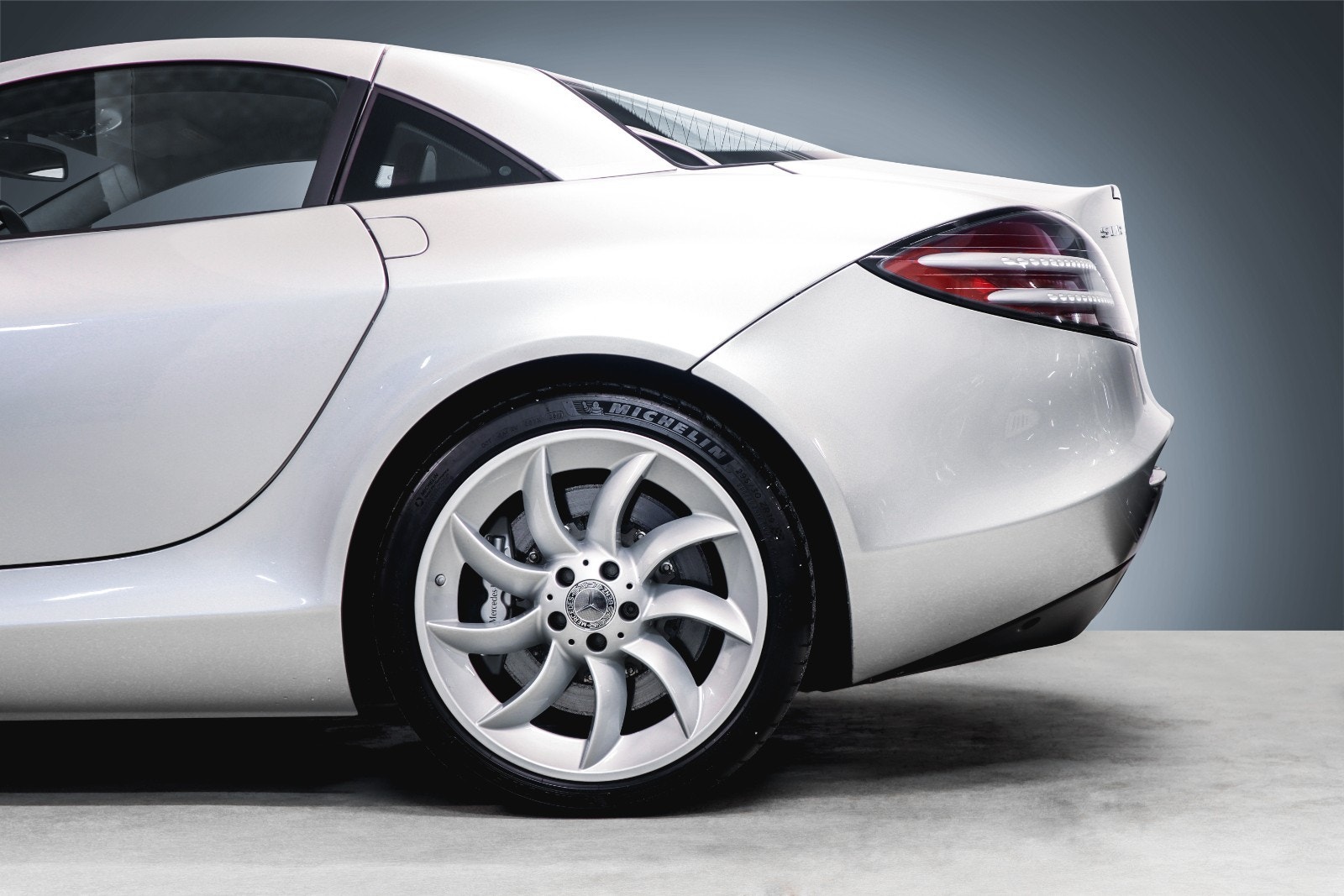 Mercedes-Benz SLR 7