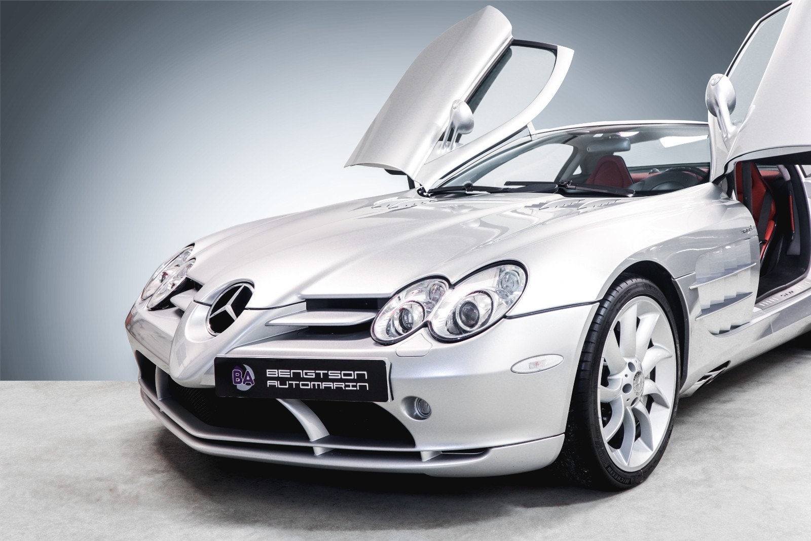 Mercedes-Benz SLR 16