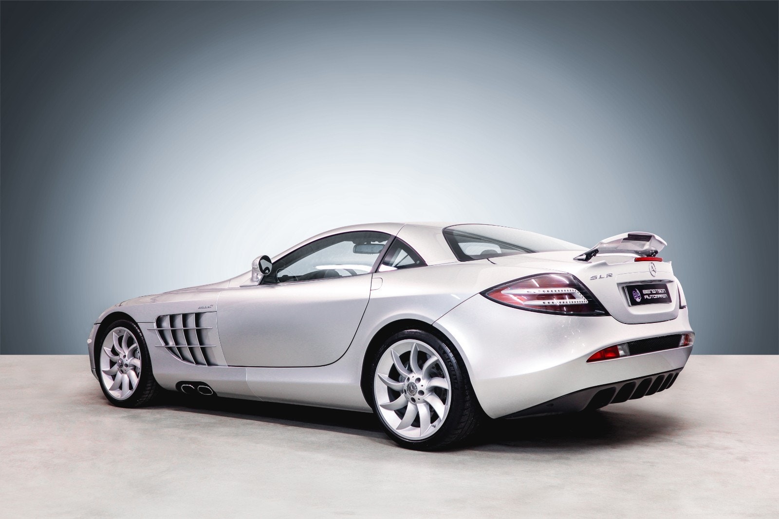 Mercedes-Benz SLR 8