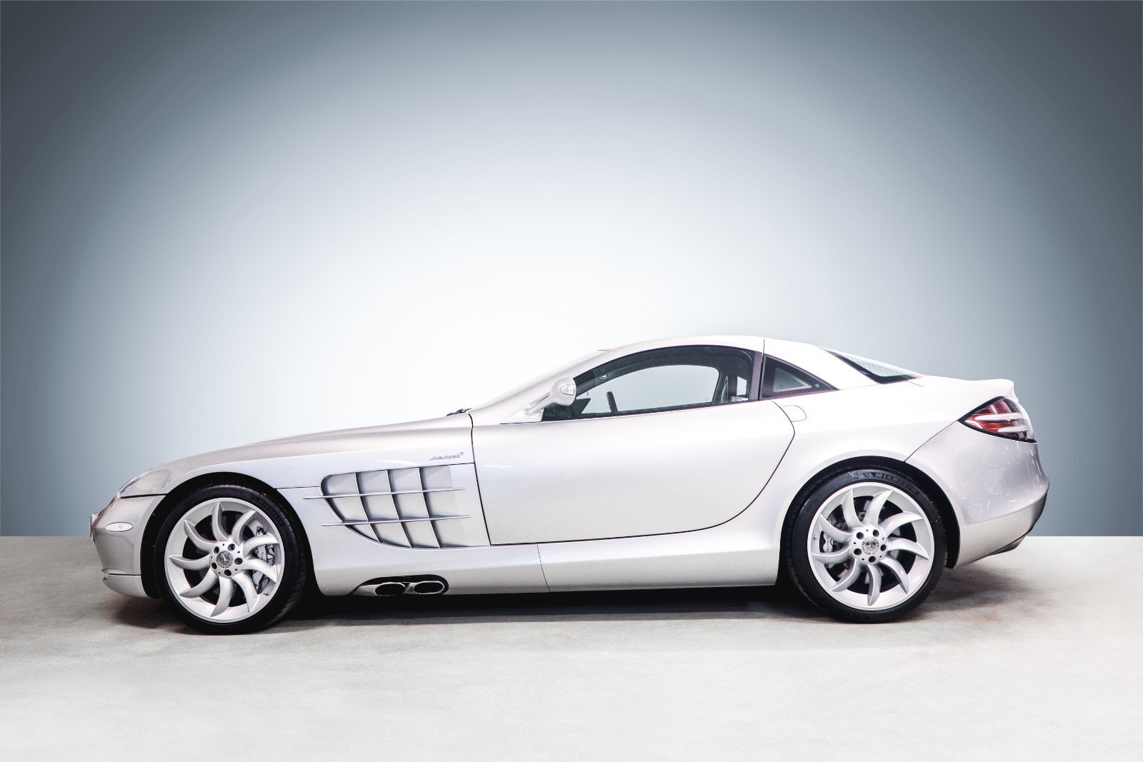 Mercedes-Benz SLR 5