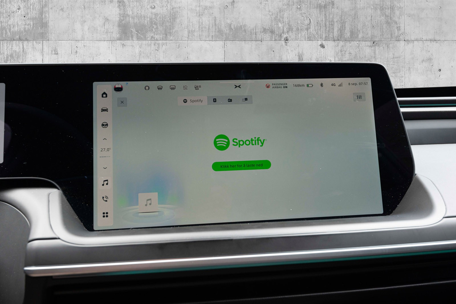 Spotify app som er enkel å betjene for å spille musikken man ønsker