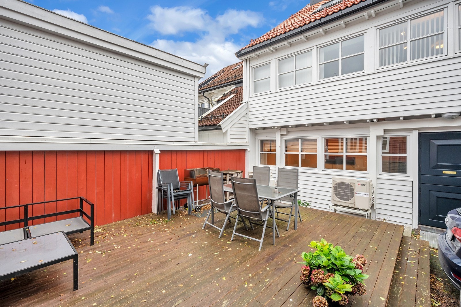 Uteplass Galleribilde