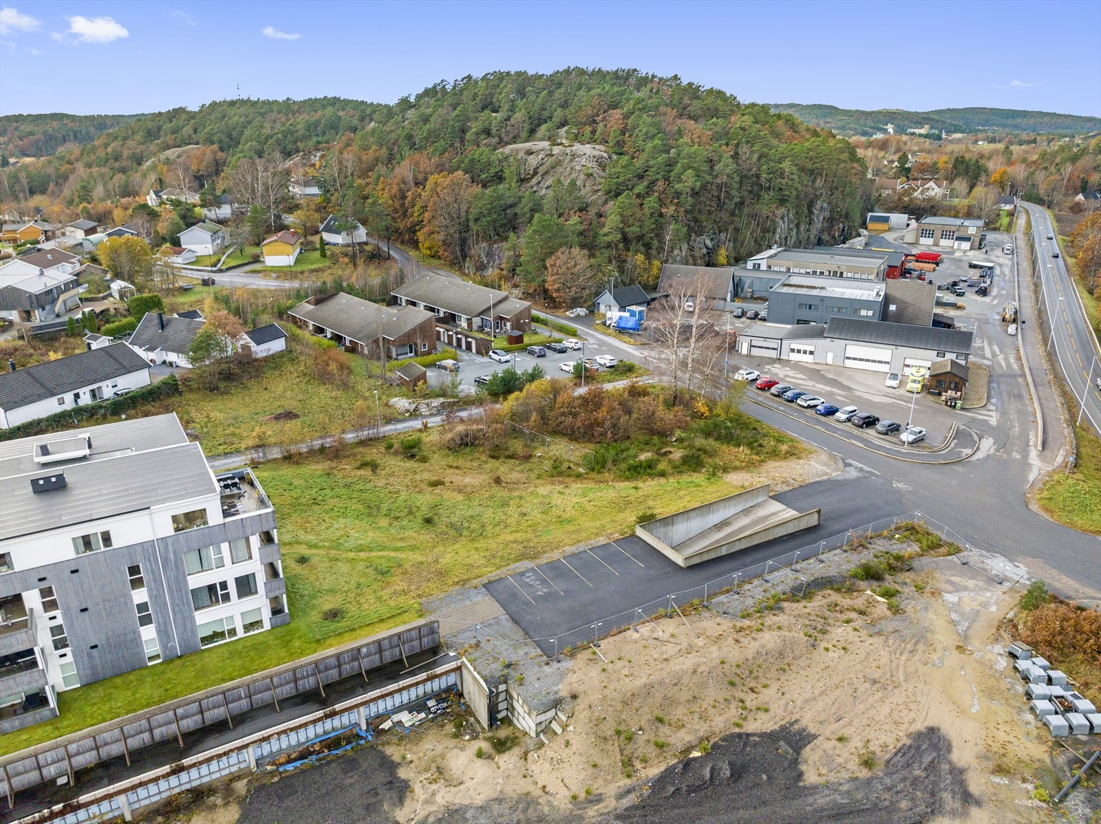 DJI_20231107123907_0007_D.jpg Galleribilde