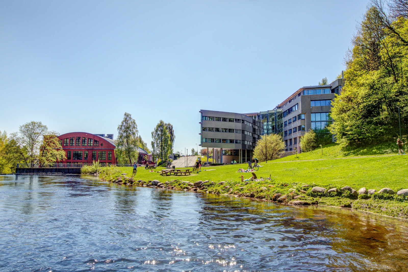 Særegen beliggenhet ved hyggelig uteområder Galleribilde