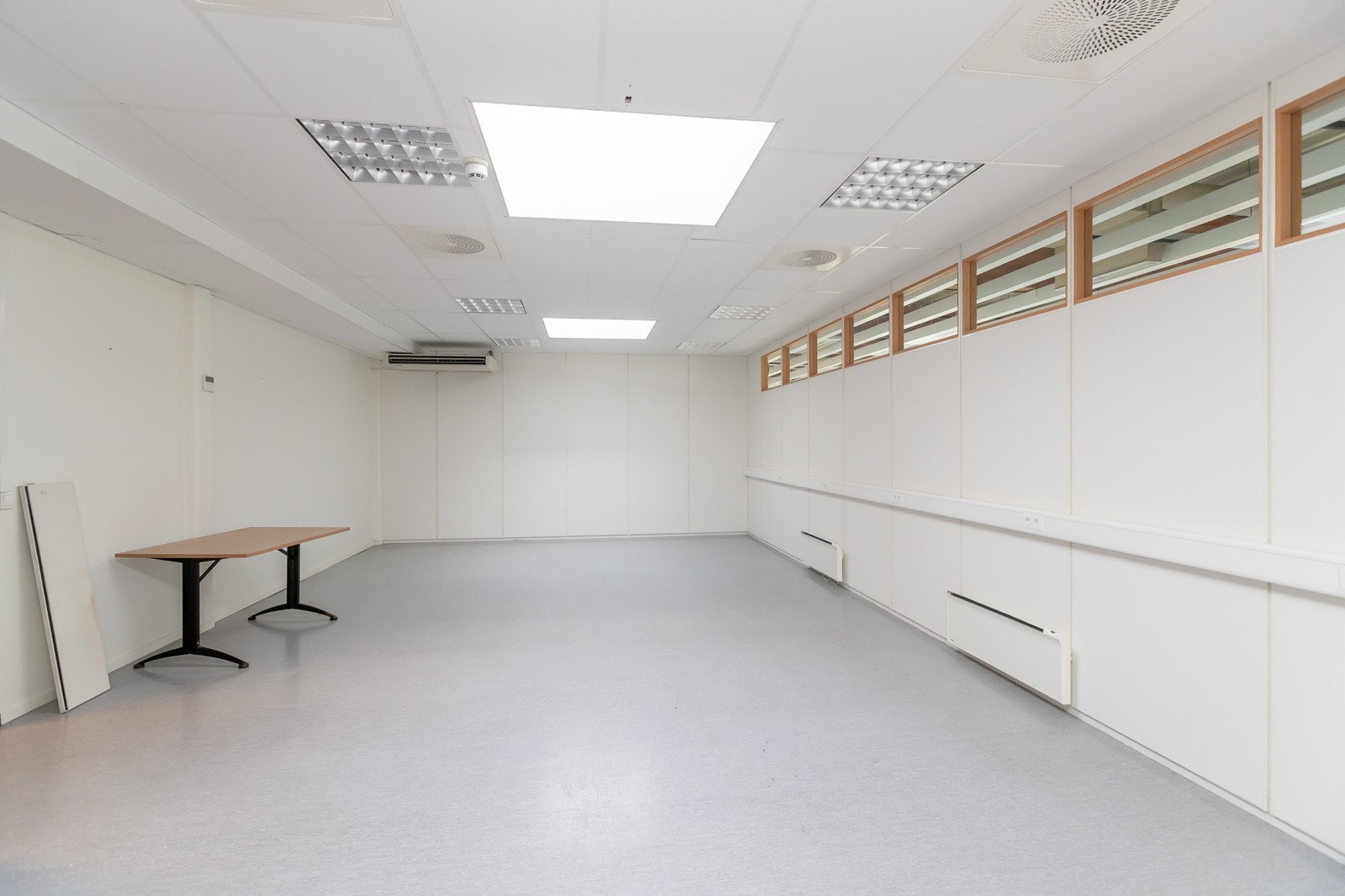 Stabburveien-6 innredet med lettvegger gjør det mulig å tilpasse Galleribilde