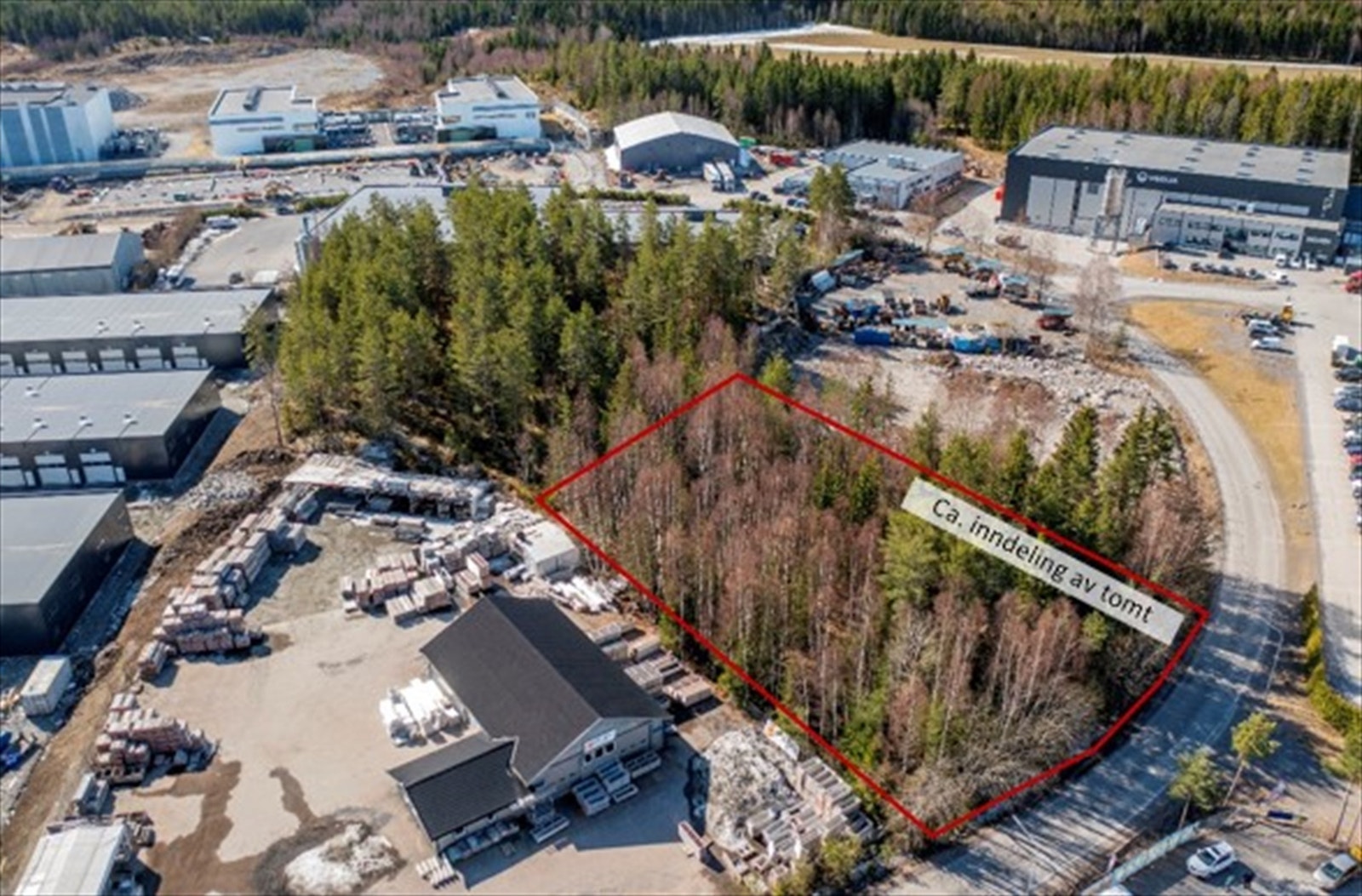 Eiet tomt på ca. 3 410 kvm beliggende i Heia Næringspark Galleribilde