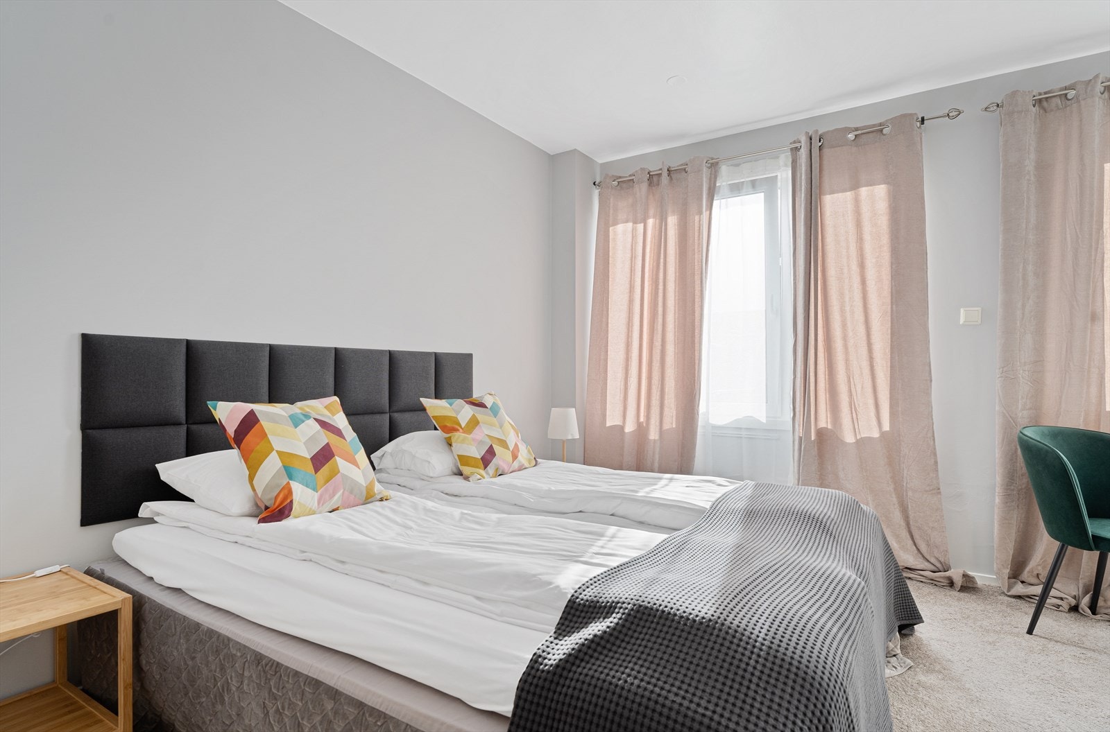 Innbydende hotellrom. Galleribilde