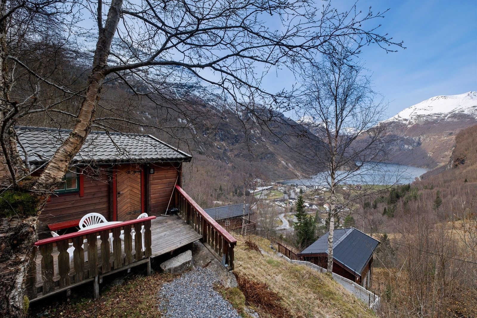 Dette er den eldste hytta på eiendommen. Galleribilde